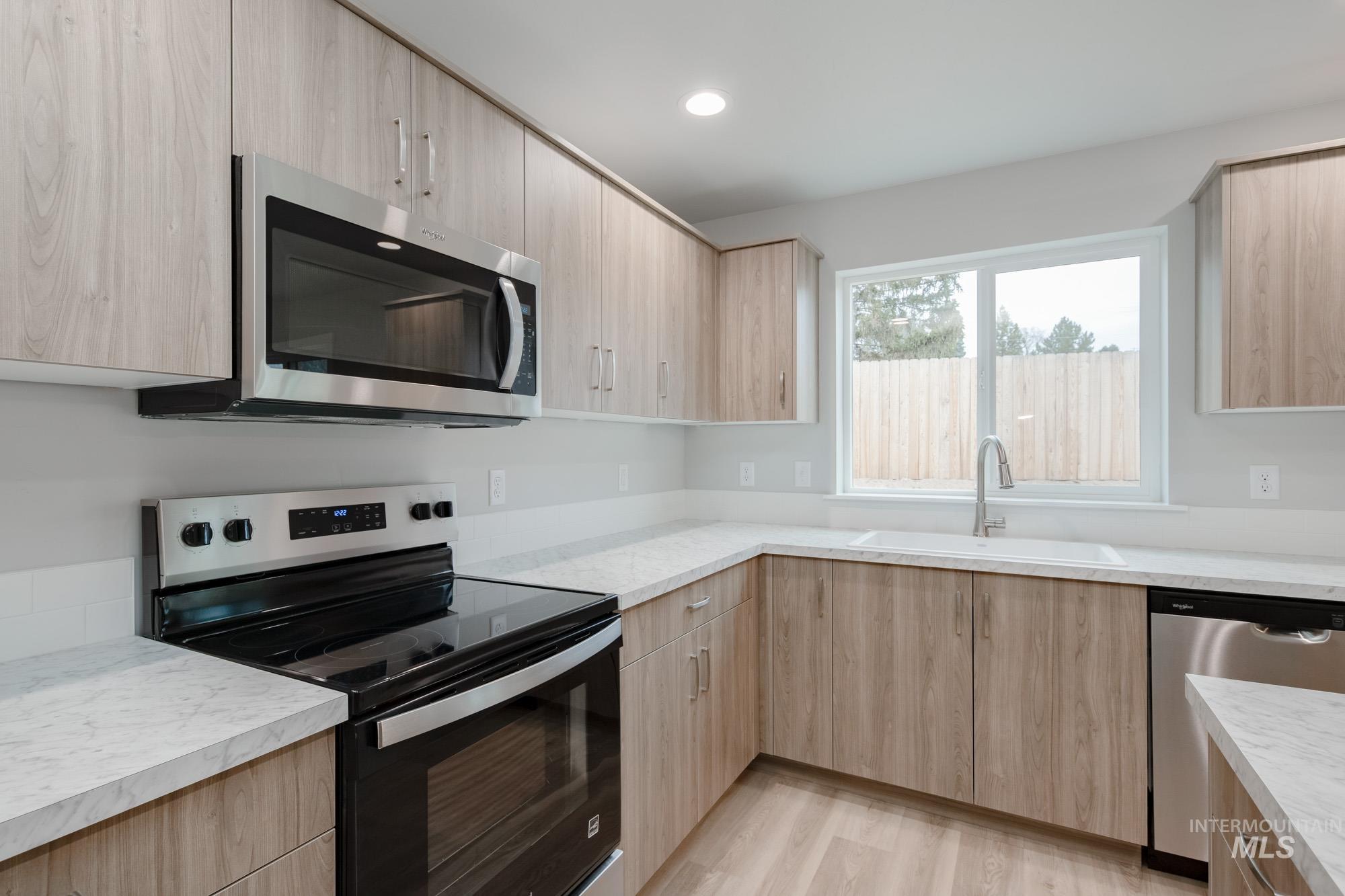 1528 Long Pond St, Middleton, Idaho 83644, 4 Bedrooms, 2.5 Bathrooms, Residential For Sale, Price $495,990,MLS 98968353