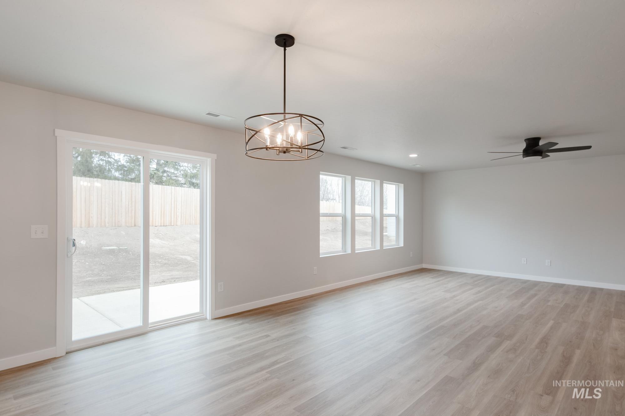 1494 Long Pond St, Middleton, Idaho 83644, 5 Bedrooms, 3 Bathrooms, Residential For Sale, Price $515,990,MLS 98968355