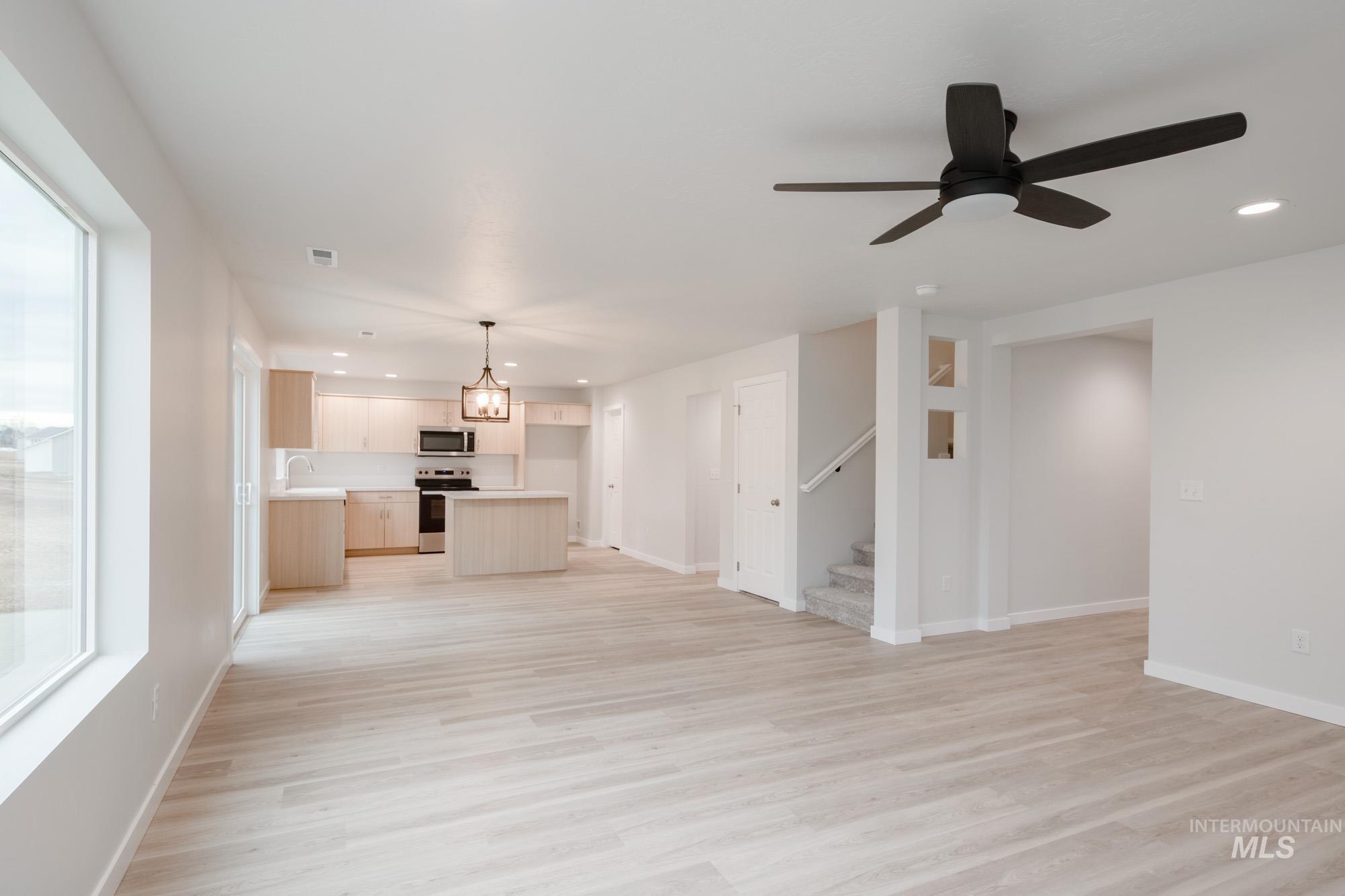 1472 Long Pond St, Middleton, Idaho 83644, 4 Bedrooms, 2.5 Bathrooms, Residential For Sale, Price $459,990,MLS 98968356