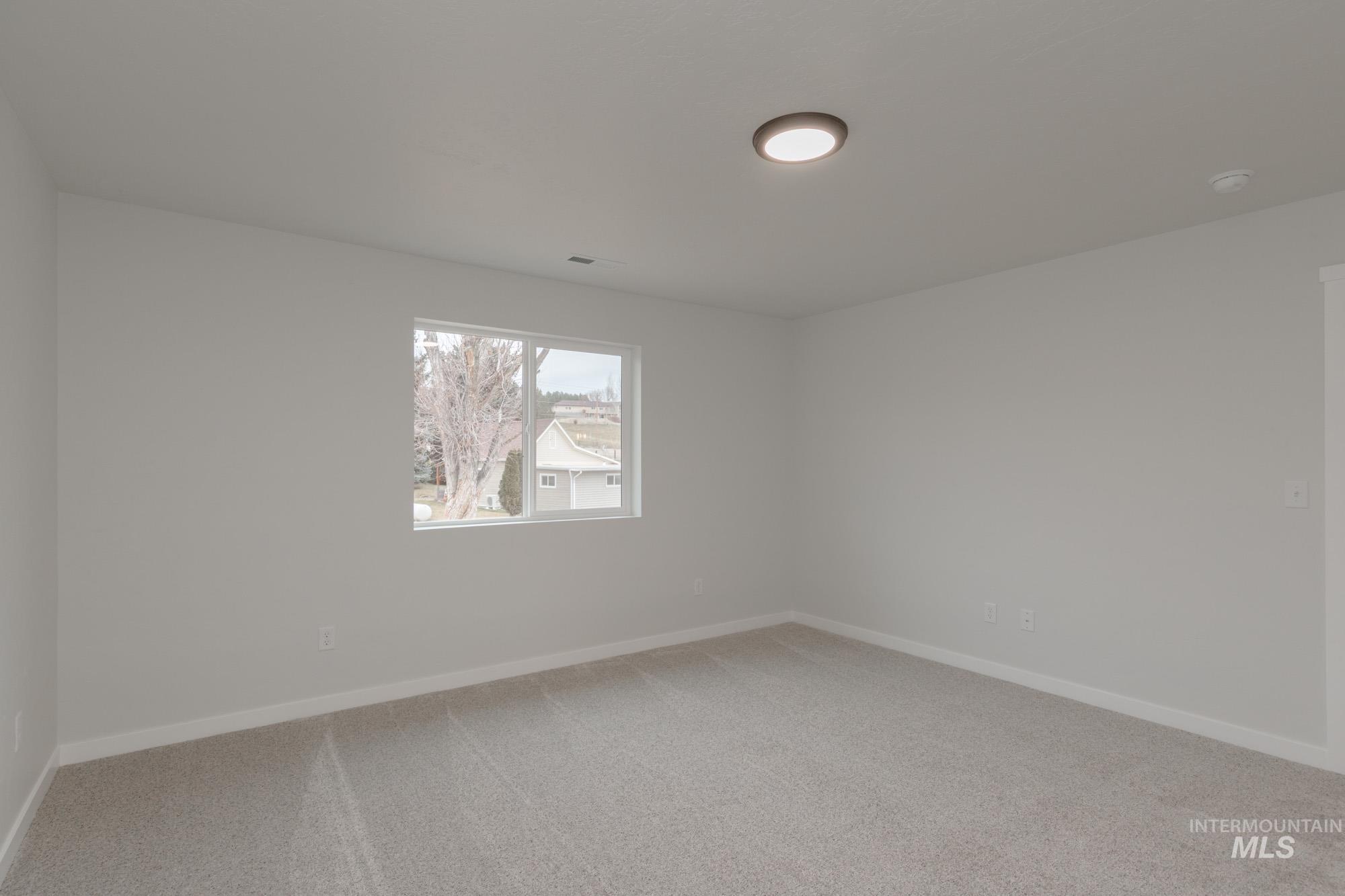 1631 Long Pond St, Middleton, Idaho 83644, 4 Bedrooms, 2 Bathrooms, Residential For Sale, Price $470,990,MLS 98968357