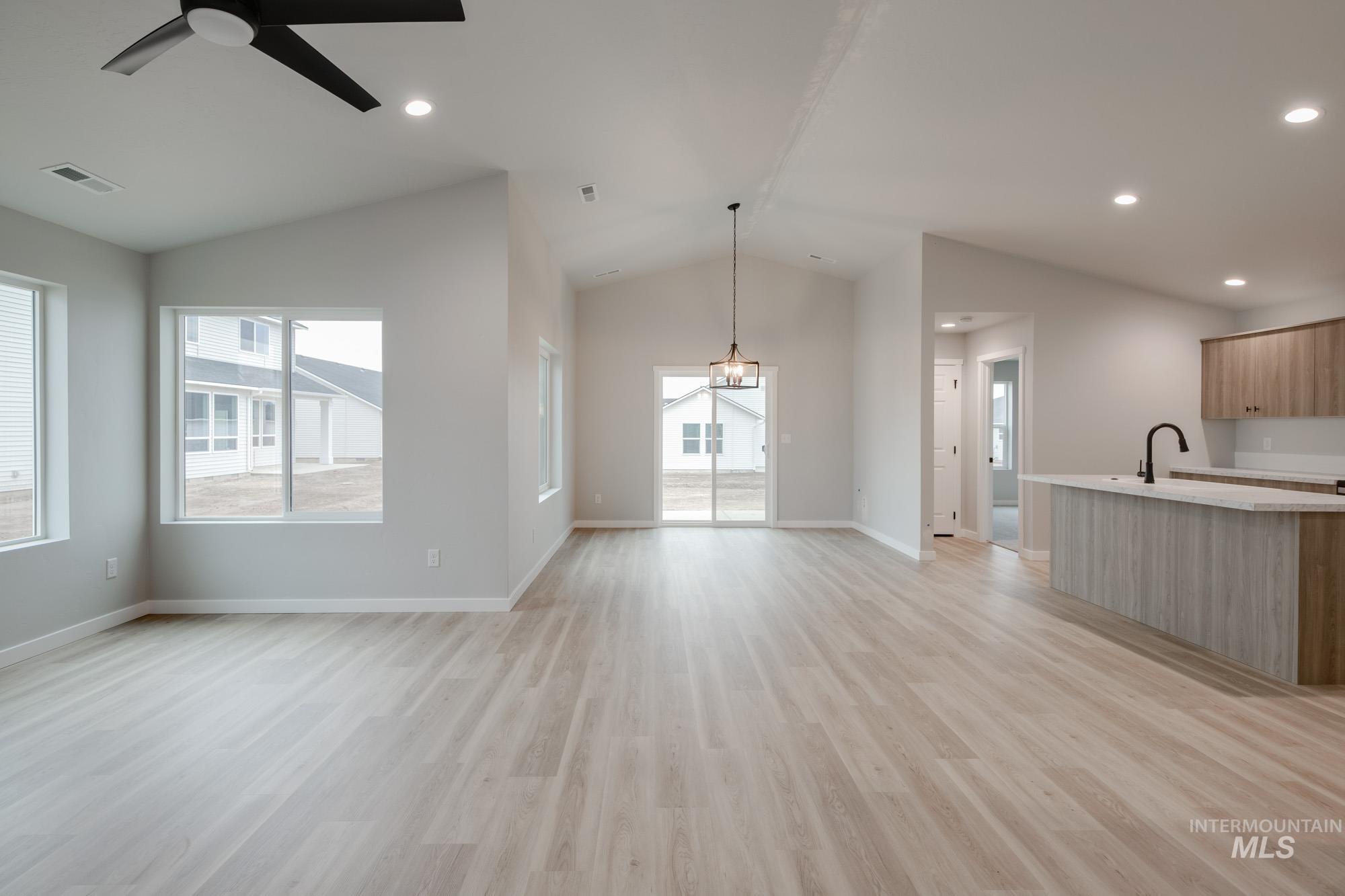 1631 Long Pond St, Middleton, Idaho 83644, 4 Bedrooms, 2 Bathrooms, Residential For Sale, Price $470,990,MLS 98968357