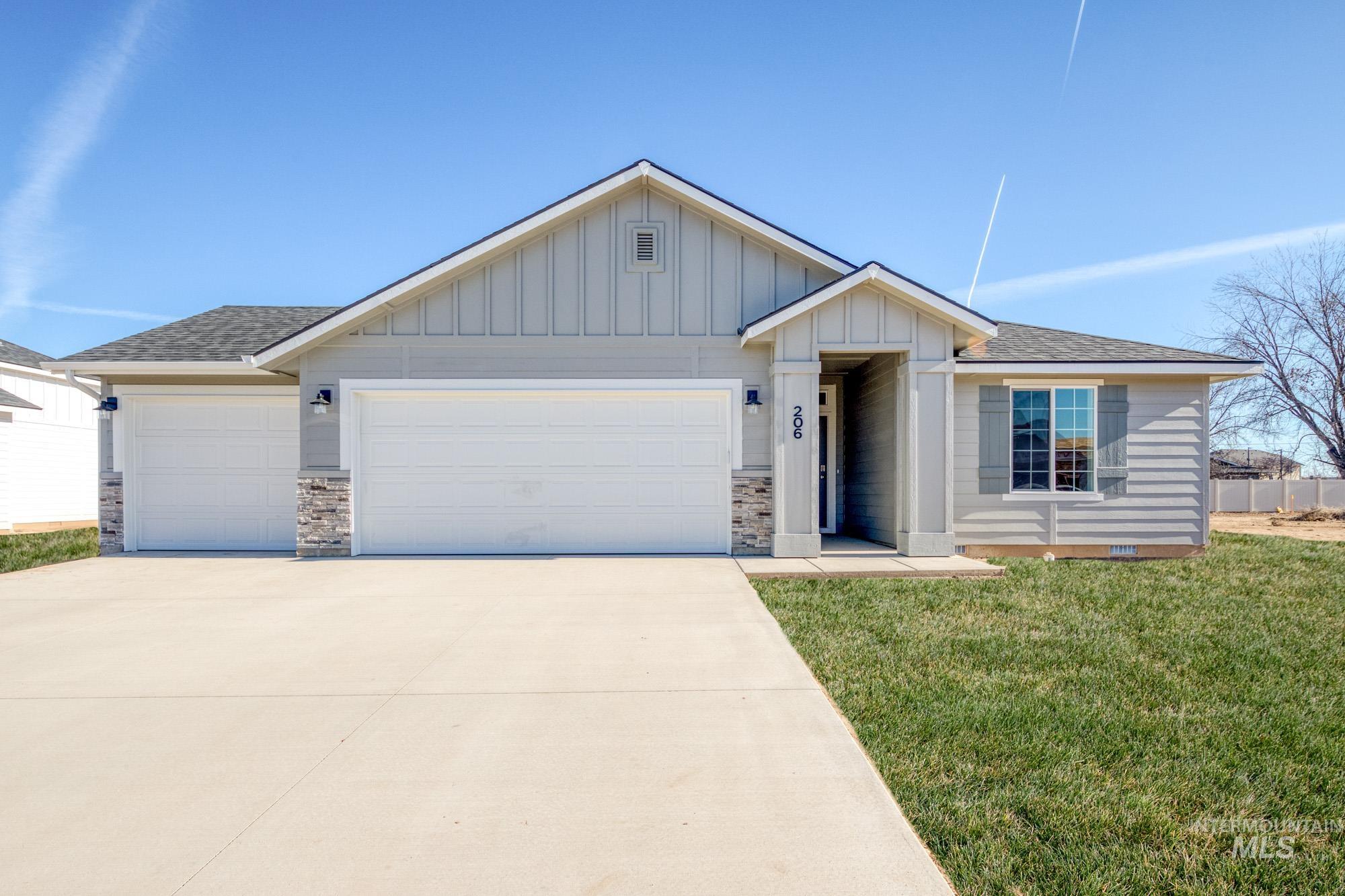 9039 W Violet St, Nampa, Idaho 83687, 4 Bedrooms, 2 Bathrooms, Residential For Sale, Price $419,990,MLS 98968358