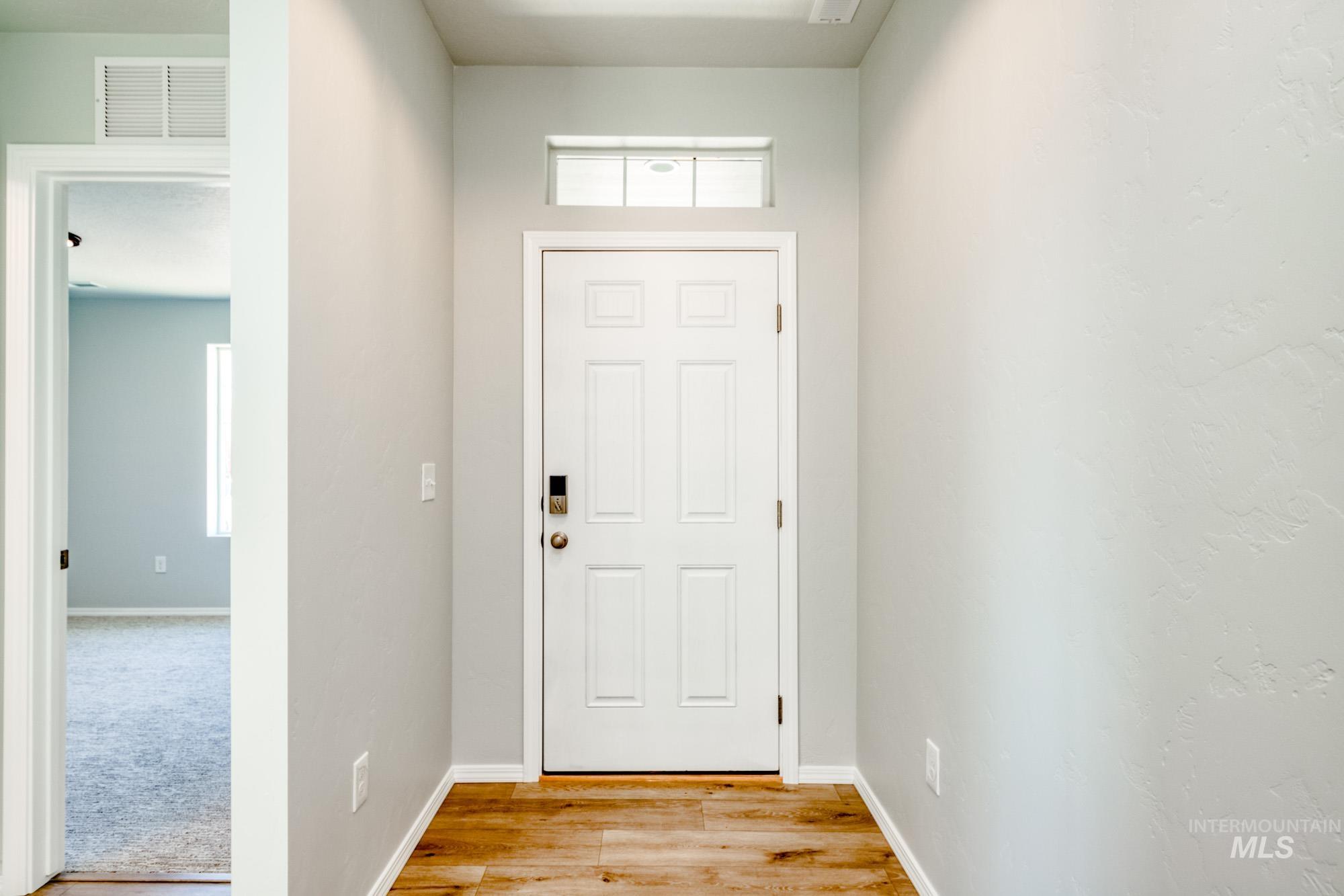 9039 W Violet St, Nampa, Idaho 83687, 4 Bedrooms, 2 Bathrooms, Residential For Sale, Price $419,990,MLS 98968358