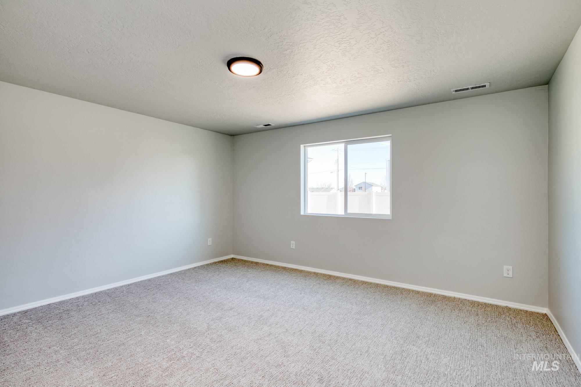 9039 W Violet St, Nampa, Idaho 83687, 4 Bedrooms, 2 Bathrooms, Residential For Sale, Price $419,990,MLS 98968358