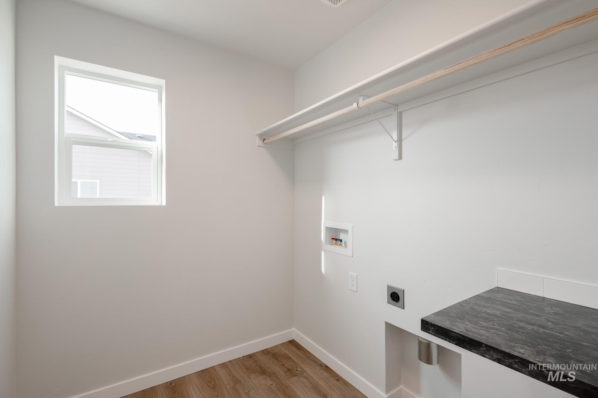 9095 W Violet St, Nampa, Idaho 83687, 5 Bedrooms, 3 Bathrooms, Residential For Sale, Price $489,990, 98968360