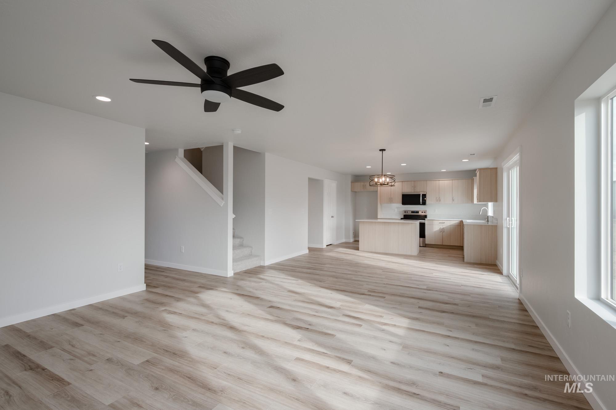 9109 W Violet St, Nampa, Idaho 83687, 4 Bedrooms, 2.5 Bathrooms, Residential For Sale, Price $469,990, 98968361