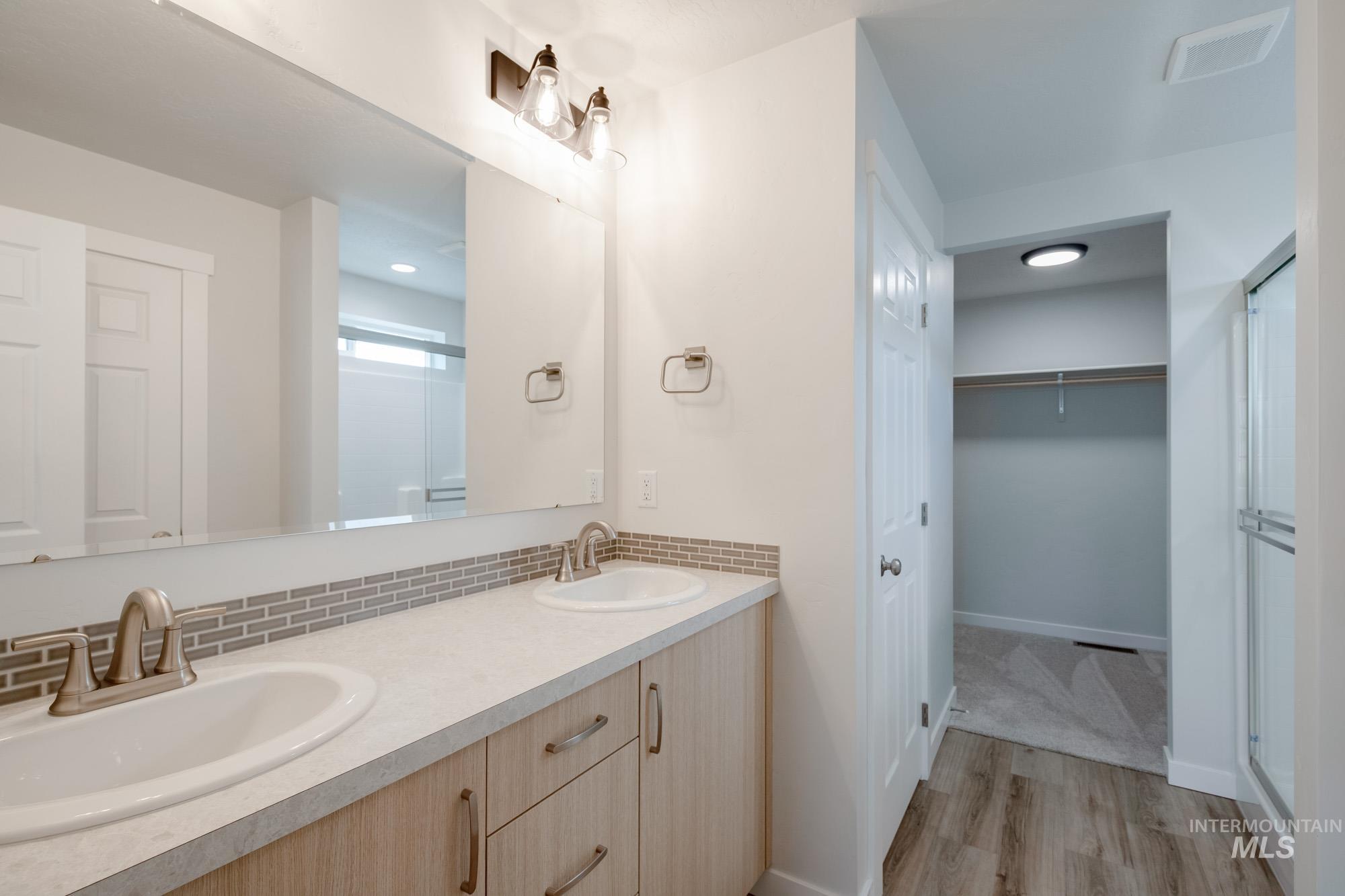 9109 W Violet St, Nampa, Idaho 83687, 4 Bedrooms, 2.5 Bathrooms, Residential For Sale, Price $469,990, 98968361