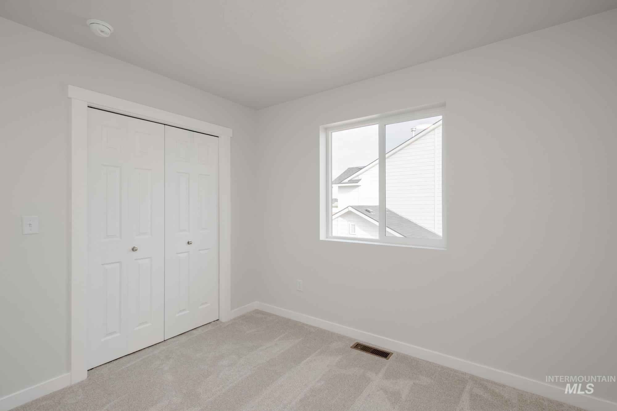 9109 W Violet St, Nampa, Idaho 83687, 4 Bedrooms, 2.5 Bathrooms, Residential For Sale, Price $469,990,MLS 98968361