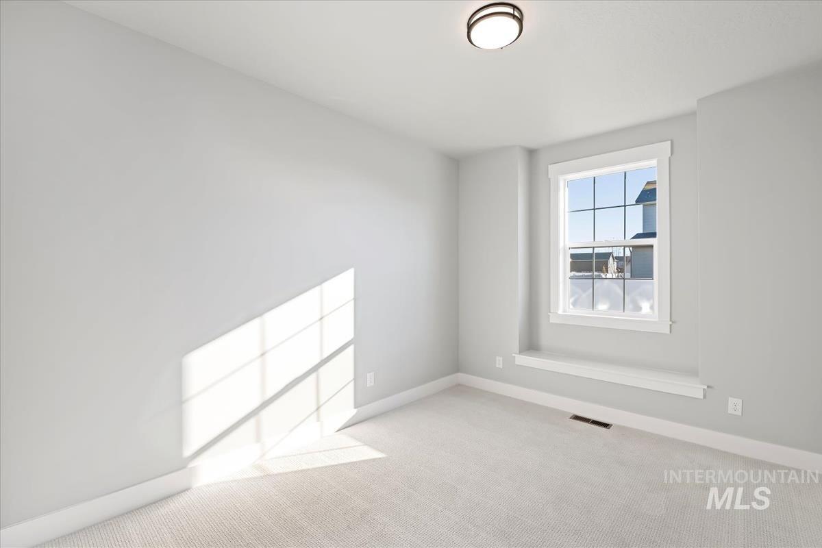 404 Hidden Mill Ct, Middleton, Idaho 83644, 4 Bedrooms, 3 Bathrooms, Residential For Sale, Price $614,900,MLS 98968363