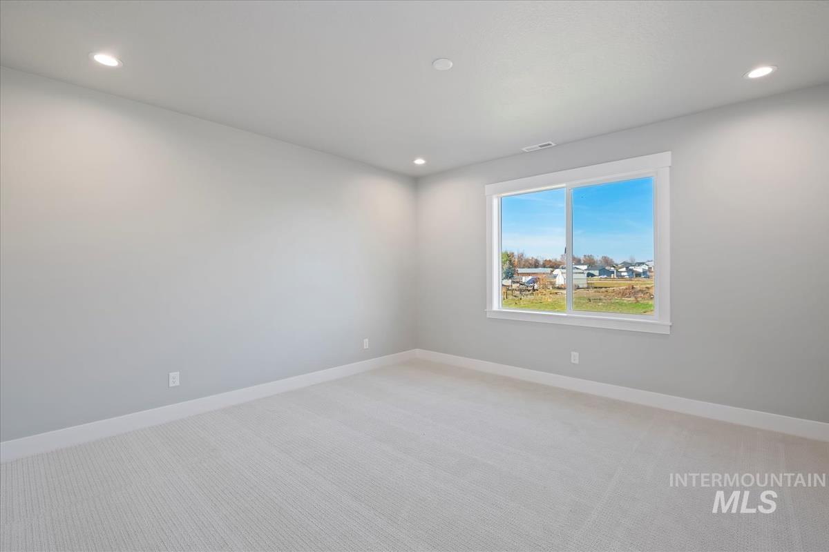 404 Hidden Mill Ct, Middleton, Idaho 83644, 4 Bedrooms, 3 Bathrooms, Residential For Sale, Price $614,900,MLS 98968363