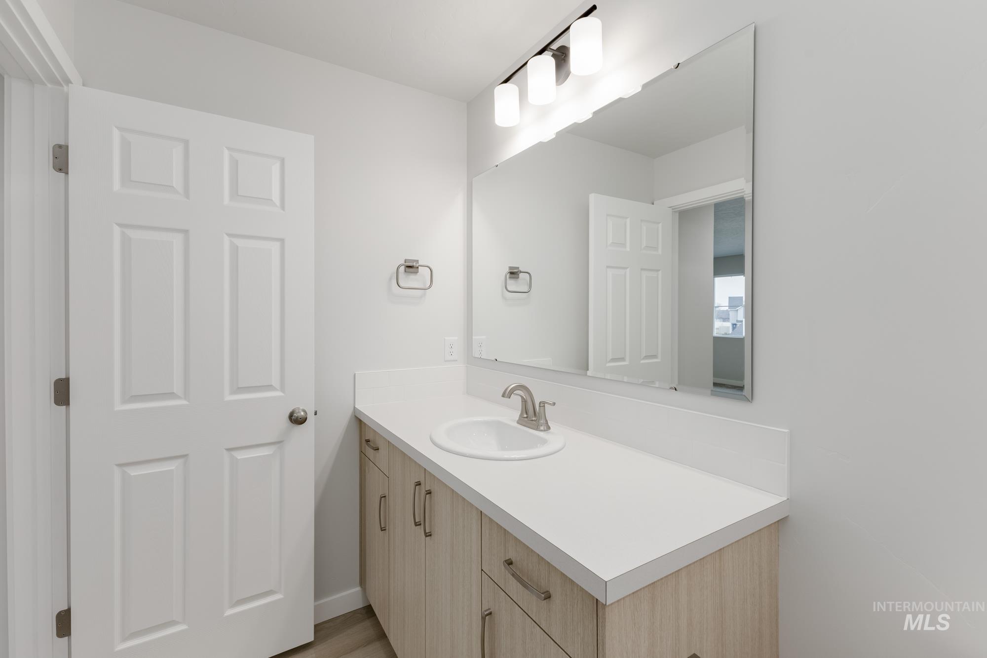 7212 E Marble Springs Dr, Nampa, Idaho 83687, 4 Bedrooms, 3 Bathrooms, Residential For Sale, Price $484,990,MLS 98968364