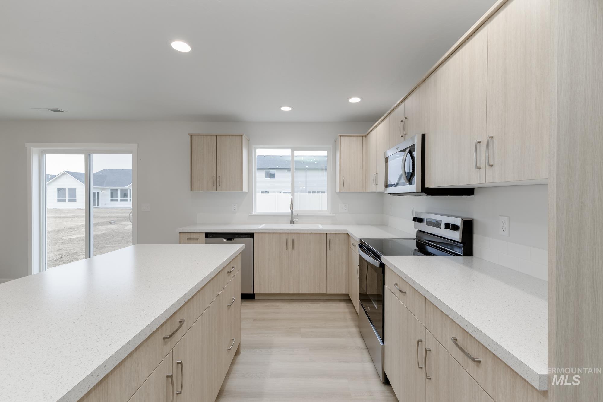 7212 E Marble Springs Dr, Nampa, Idaho 83687, 4 Bedrooms, 3 Bathrooms, Residential For Sale, Price $484,990,MLS 98968364