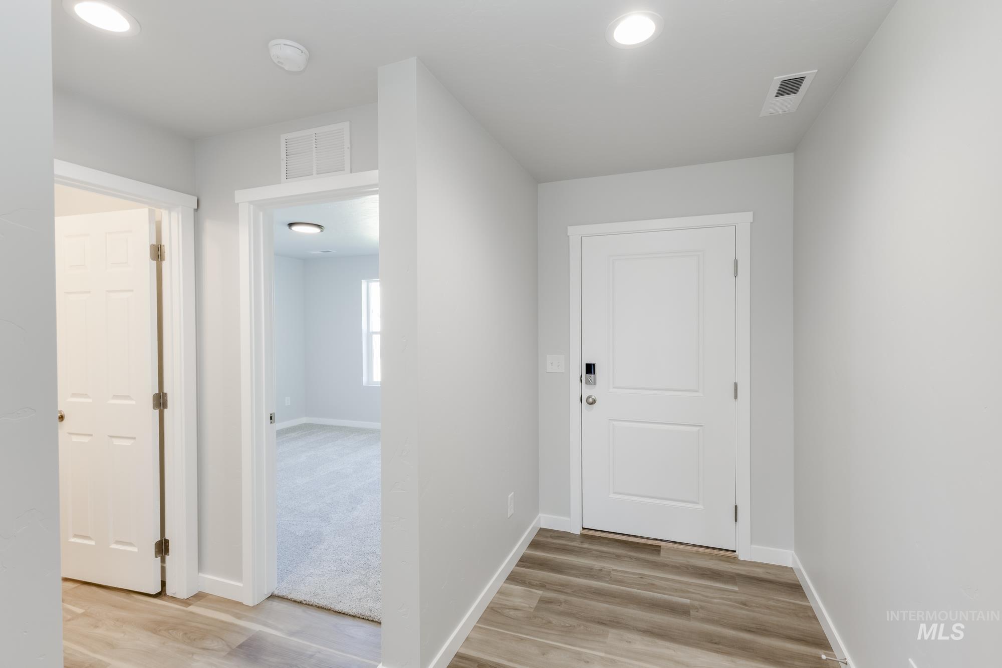 1650 Dyer St, Middleton, Idaho 83644, 3 Bedrooms, 2 Bathrooms, Residential For Sale, Price $415,990,MLS 98968371