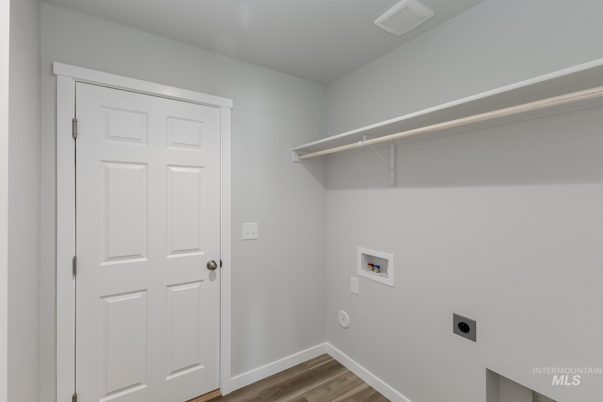 1650 Dyer St, Middleton, Idaho 83644, 3 Bedrooms, 2 Bathrooms, Residential For Sale, Price $415,990,MLS 98968371