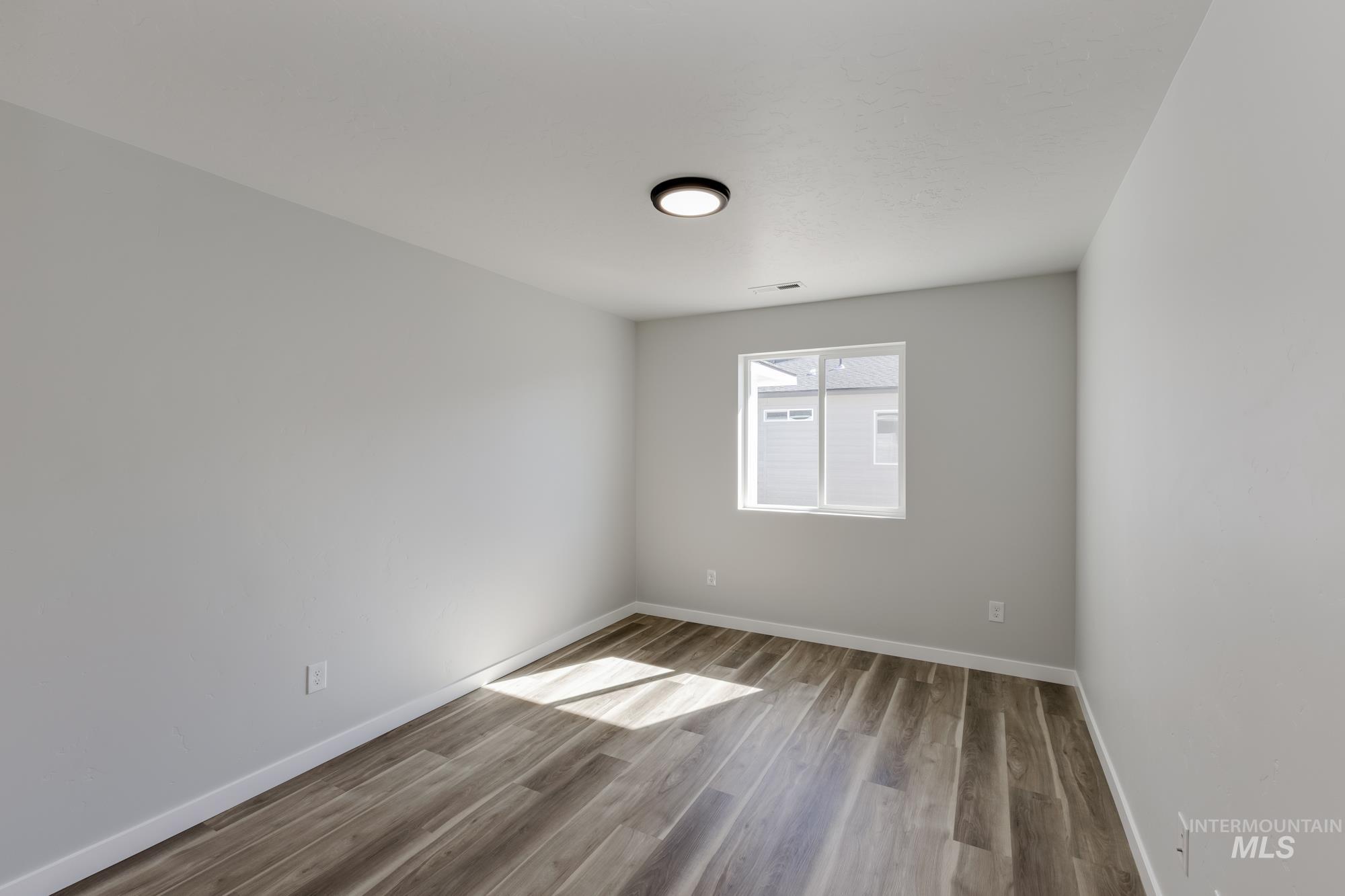 1650 Dyer St, Middleton, Idaho 83644, 3 Bedrooms, 2 Bathrooms, Residential For Sale, Price $415,990,MLS 98968371