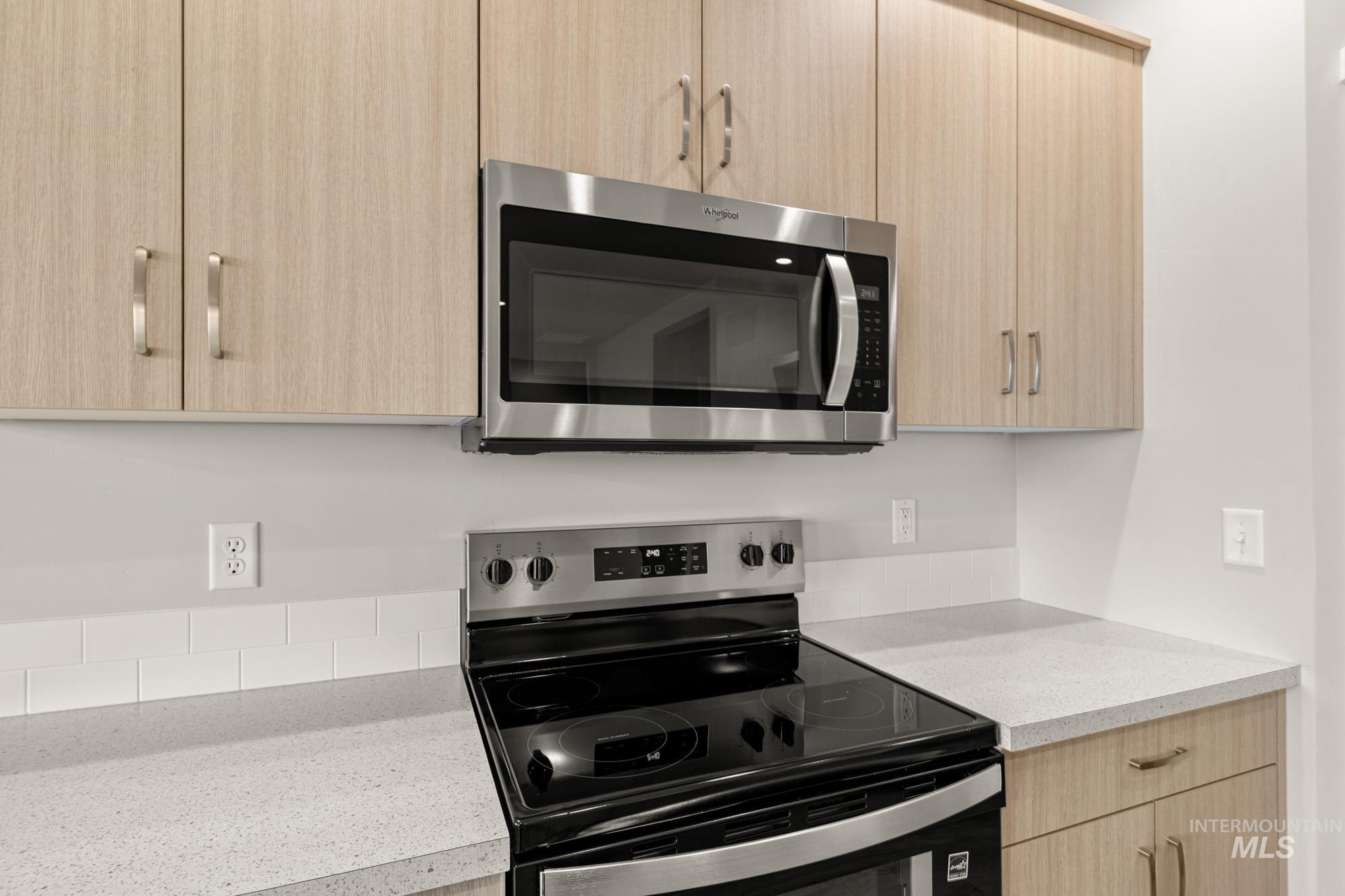 1627 Dyer St, Middleton, Idaho 83644, 3 Bedrooms, 2 Bathrooms, Residential For Sale, Price $419,990,MLS 98968372