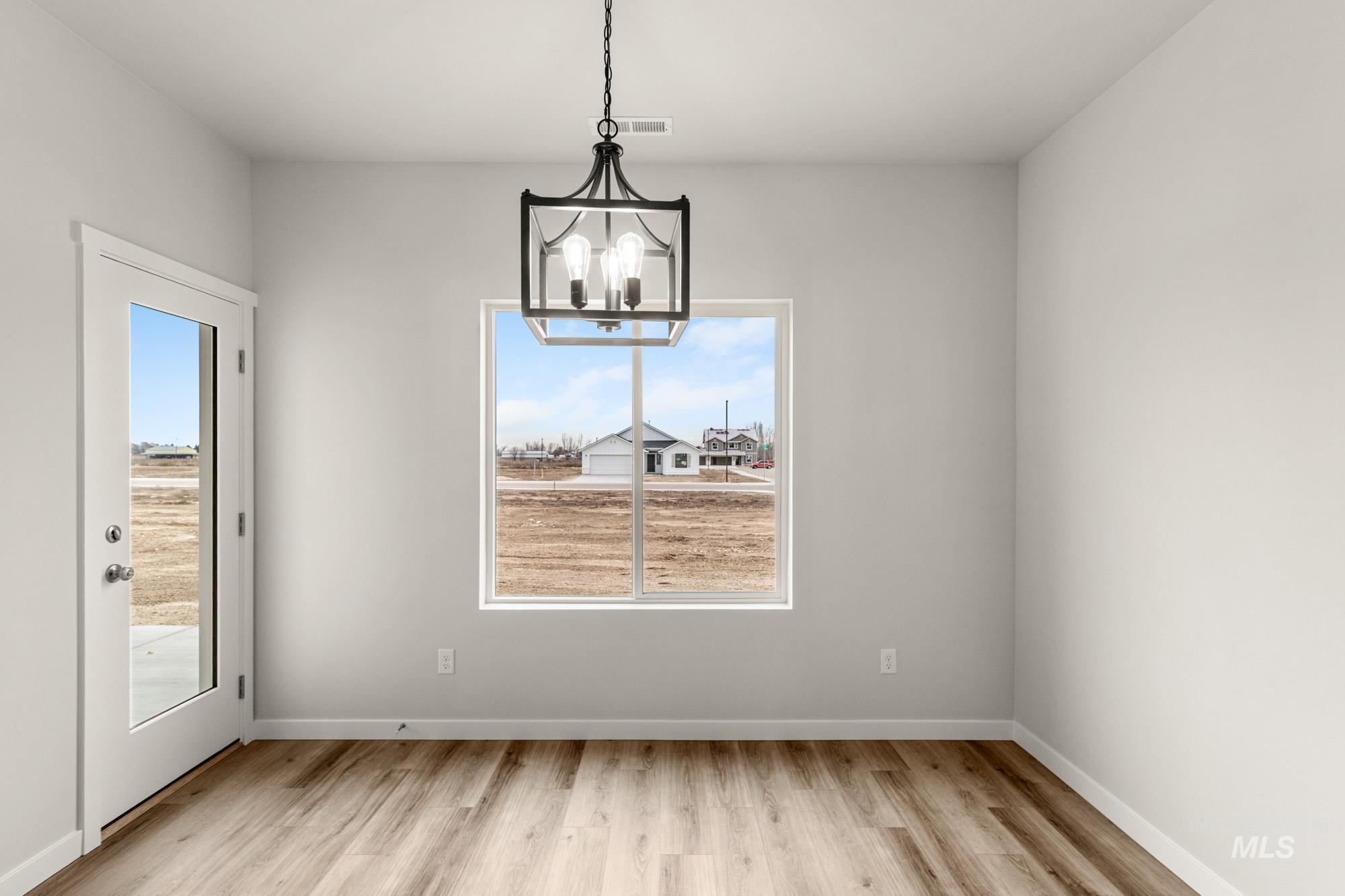 1627 Dyer St, Middleton, Idaho 83644, 3 Bedrooms, 2 Bathrooms, Residential For Sale, Price $419,990,MLS 98968372