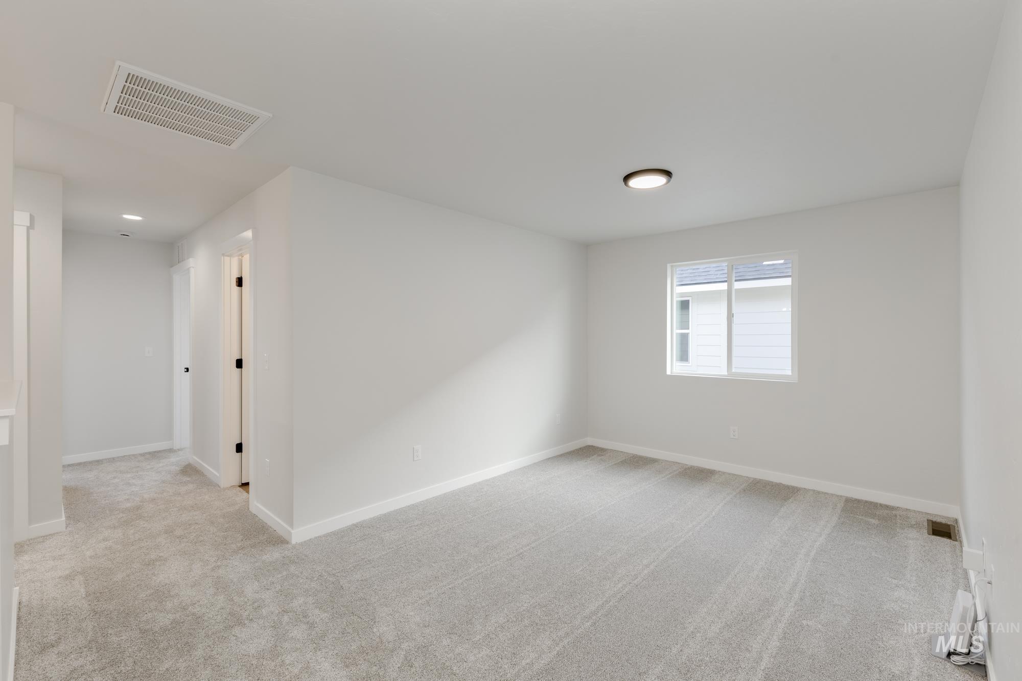 5046 S Amorita Ave, Meridian, Idaho 83642, 3 Bedrooms, 2.5 Bathrooms, Residential For Sale, Price $464,990,MLS 98968373