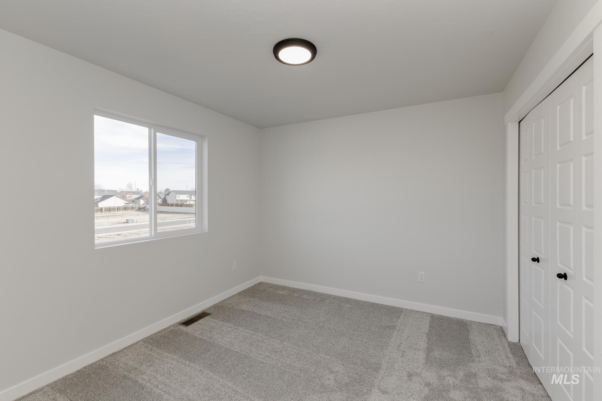 5046 S Amorita Ave, Meridian, Idaho 83642, 3 Bedrooms, 2.5 Bathrooms, Residential For Sale, Price $464,990, 98968373