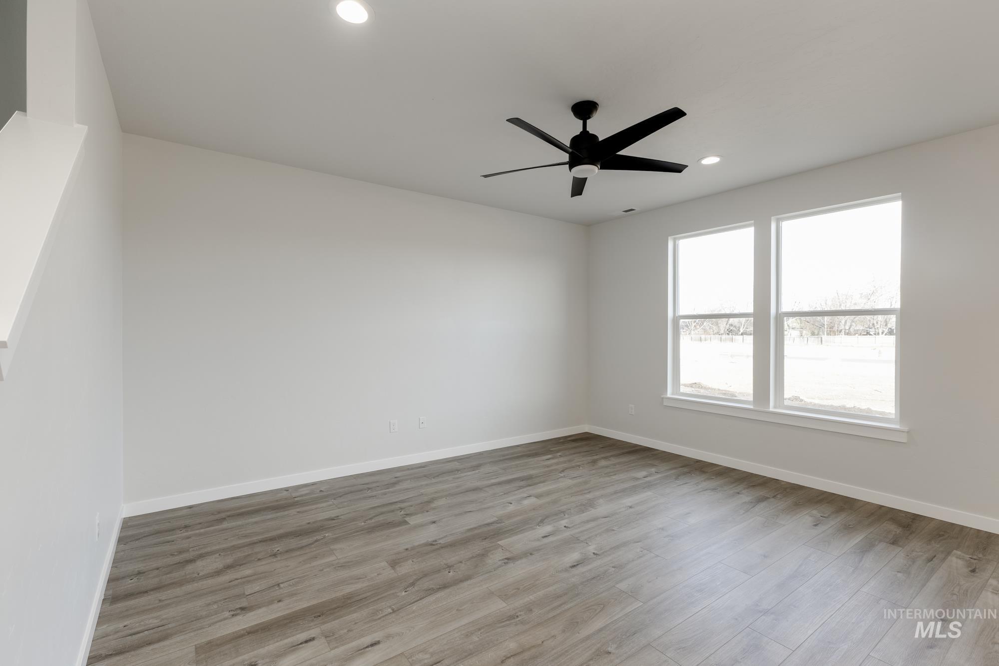 5046 S Amorita Ave, Meridian, Idaho 83642, 3 Bedrooms, 2.5 Bathrooms, Residential For Sale, Price $464,990,MLS 98968373