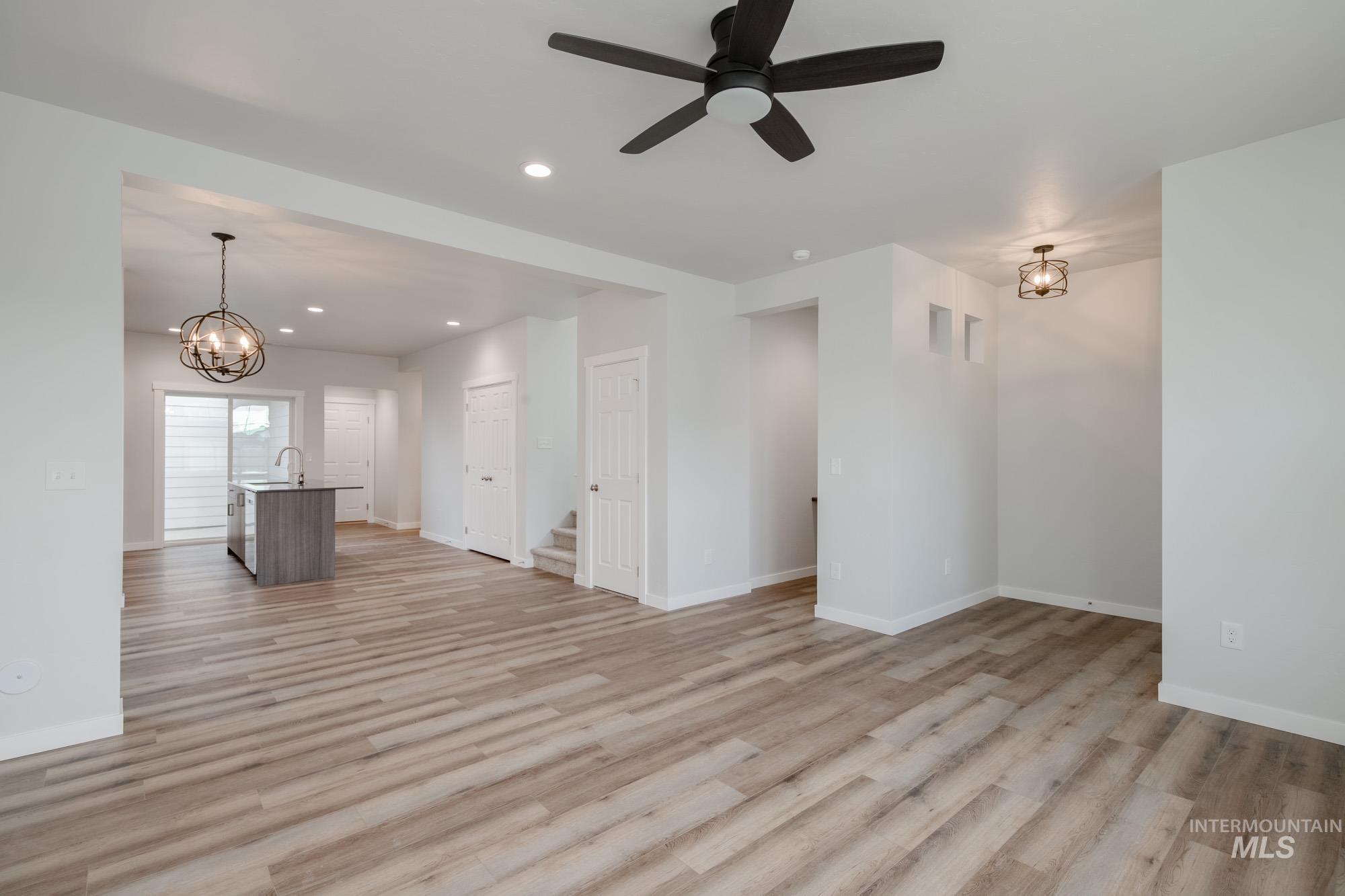 2922 E Boulder Basin Dr, Kuna, Idaho 83634, 3 Bedrooms, 2.5 Bathrooms, Residential For Sale, Price $405,990,MLS 98968374