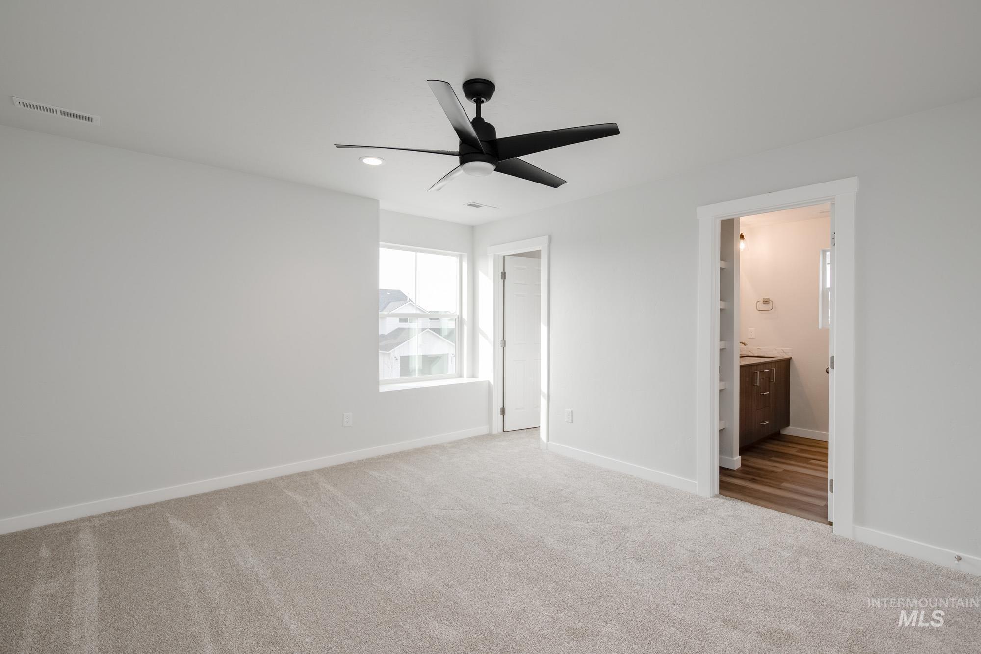 2922 E Boulder Basin Dr, Kuna, Idaho 83634, 3 Bedrooms, 2.5 Bathrooms, Residential For Sale, Price $405,990,MLS 98968374