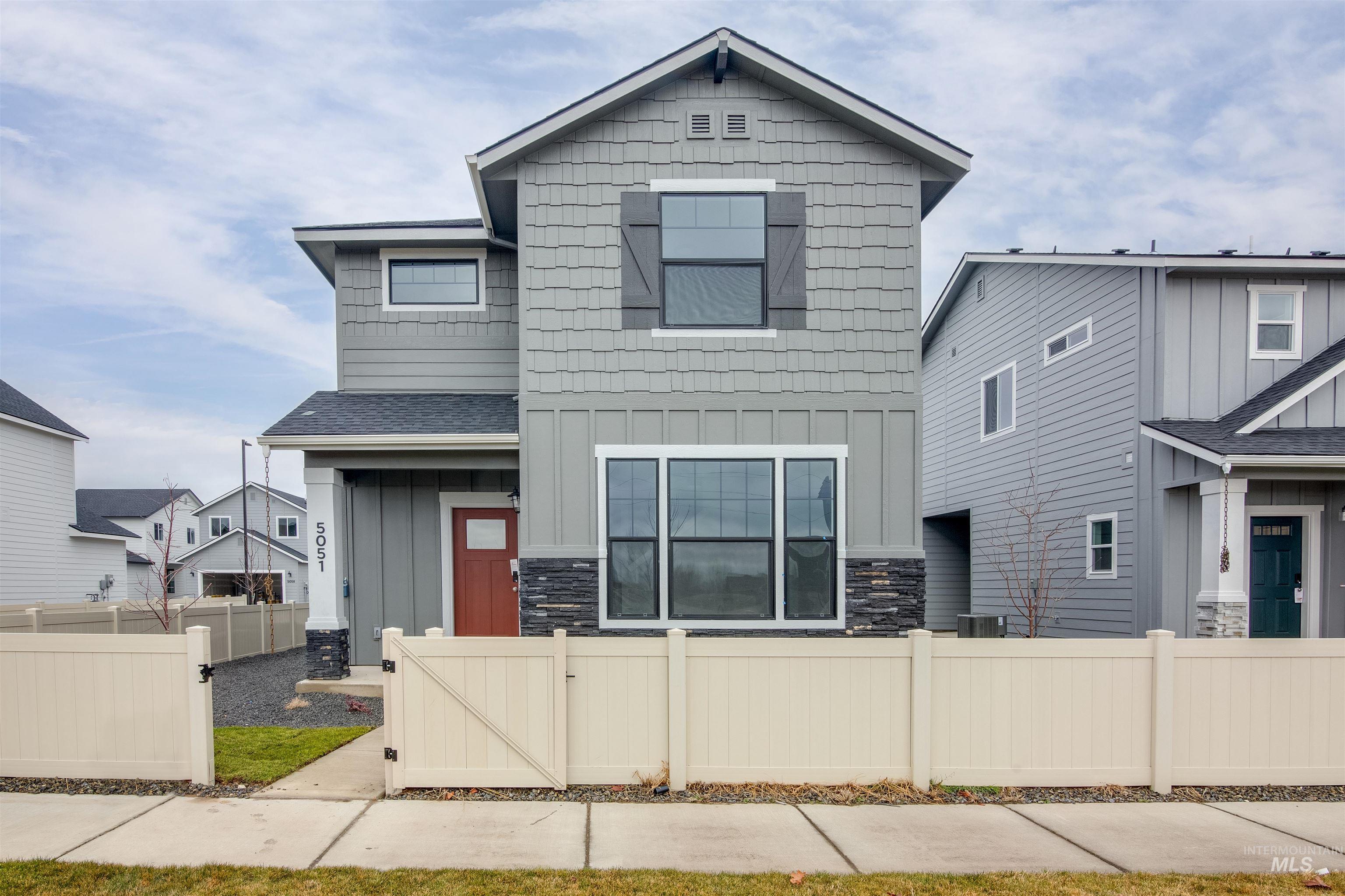 2930 E Boulder Basin Dr, Kuna, Idaho 83634, 3 Bedrooms, 2.5 Bathrooms, Residential For Sale, Price $399,990,MLS 98968375