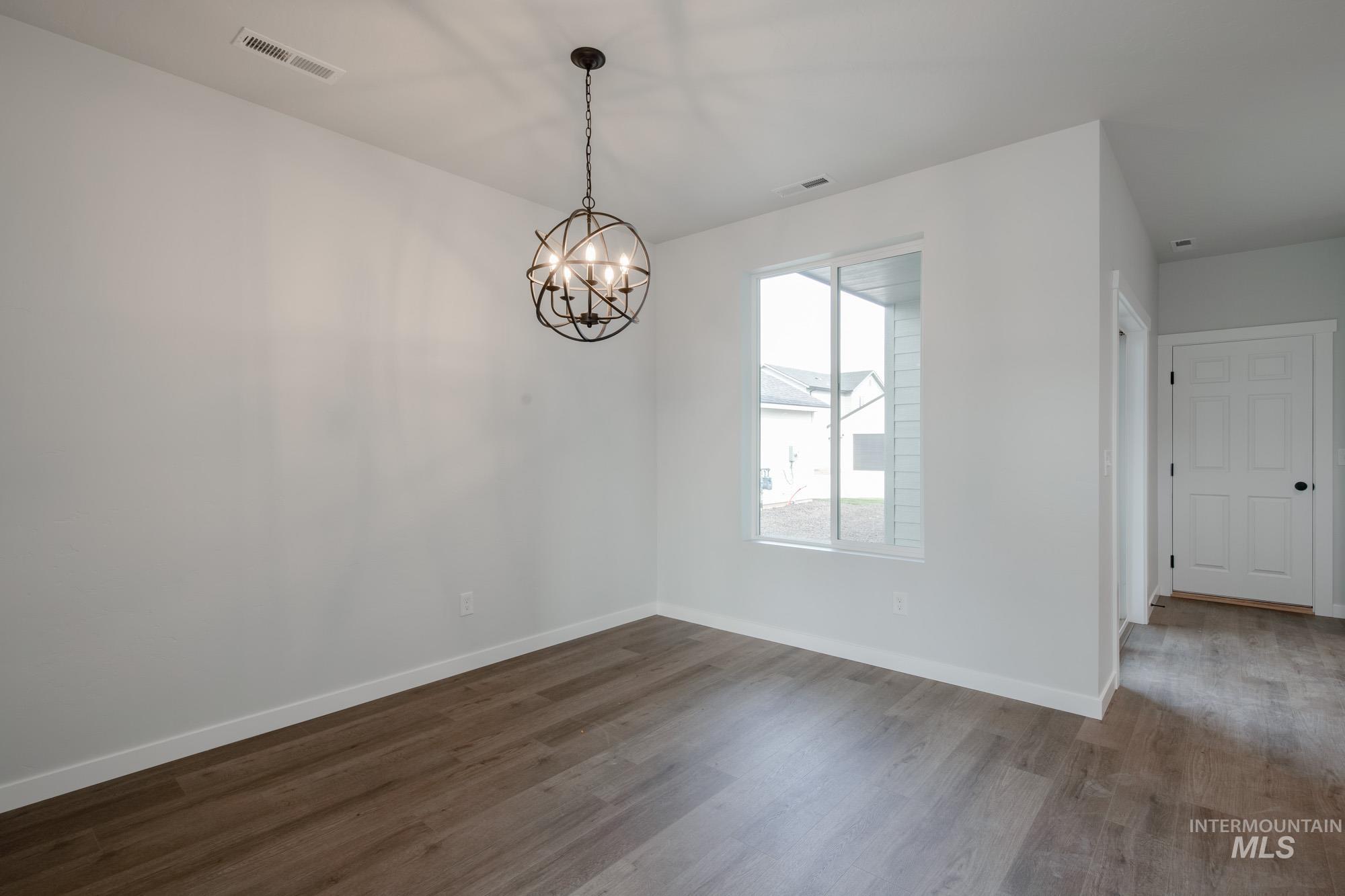 2930 E Boulder Basin Dr, Kuna, Idaho 83634, 3 Bedrooms, 2.5 Bathrooms, Residential For Sale, Price $399,990,MLS 98968375