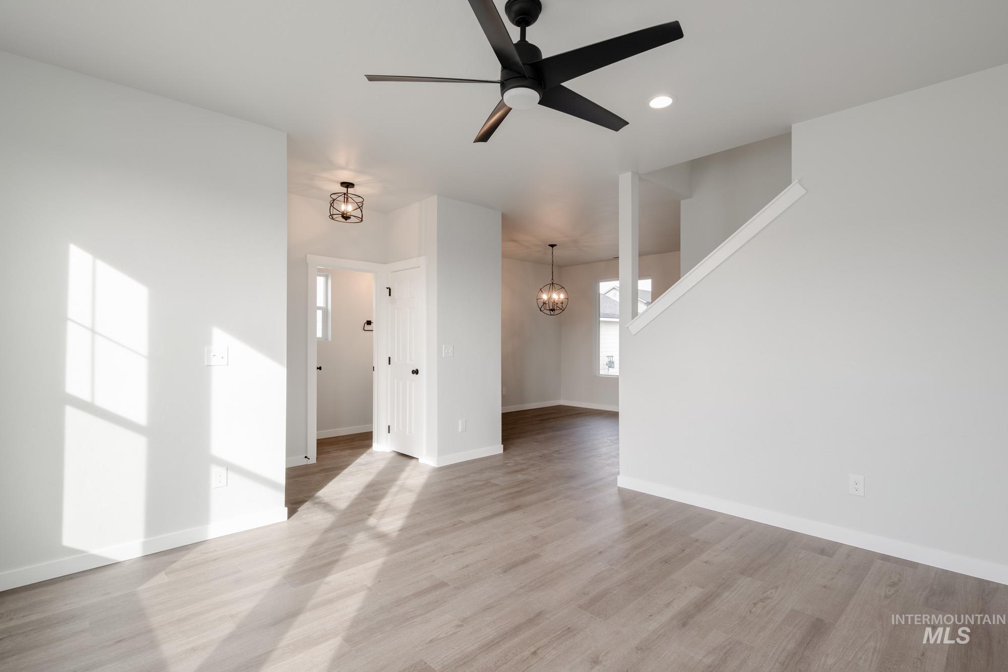 2930 E Boulder Basin Dr, Kuna, Idaho 83634, 3 Bedrooms, 2.5 Bathrooms, Residential For Sale, Price $399,990,MLS 98968375