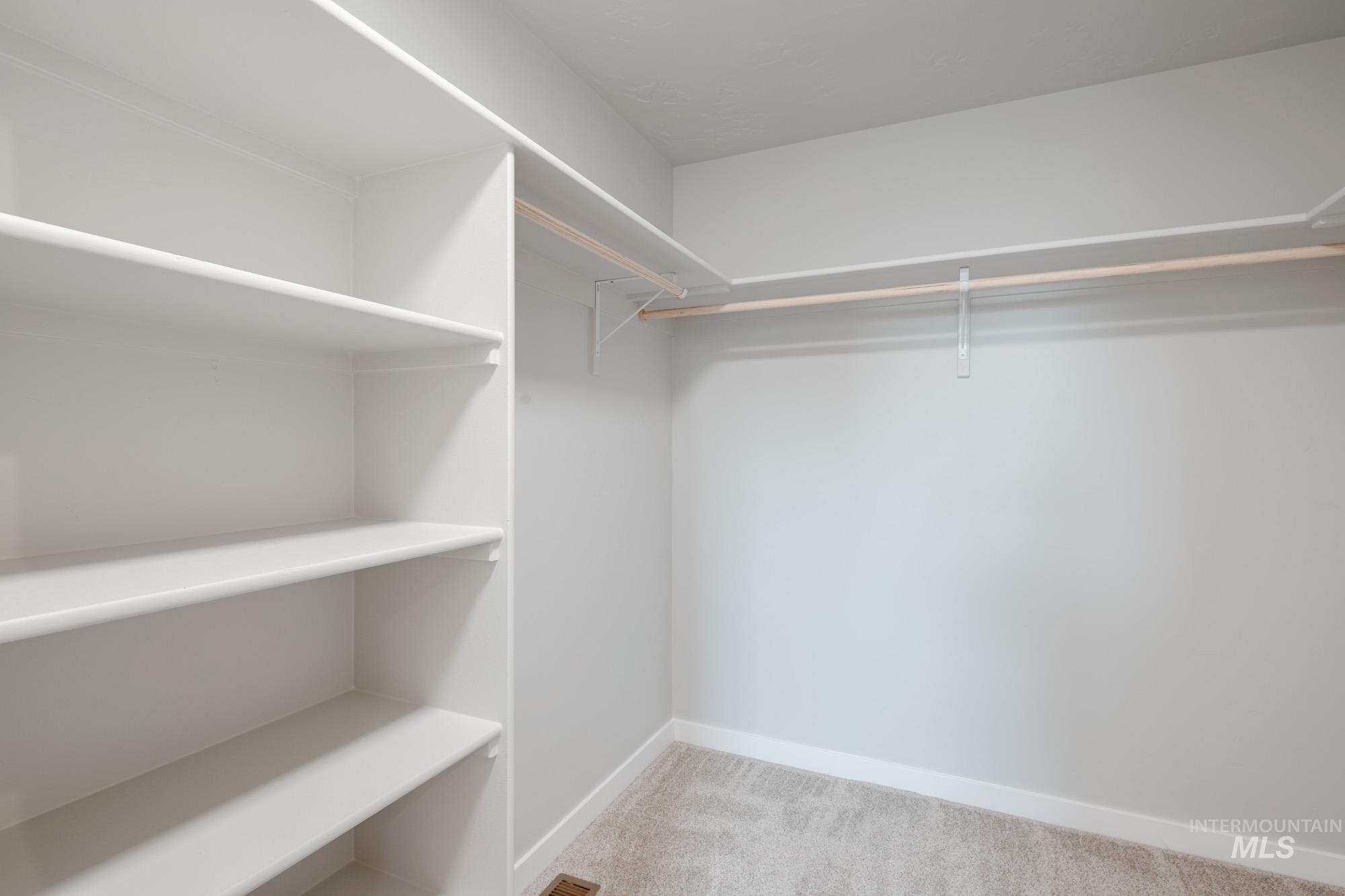 2952 E Mossy Creek Dr, Kuna, Idaho 83634, 3 Bedrooms, 2.5 Bathrooms, Residential For Sale, Price $454,990,MLS 98968378