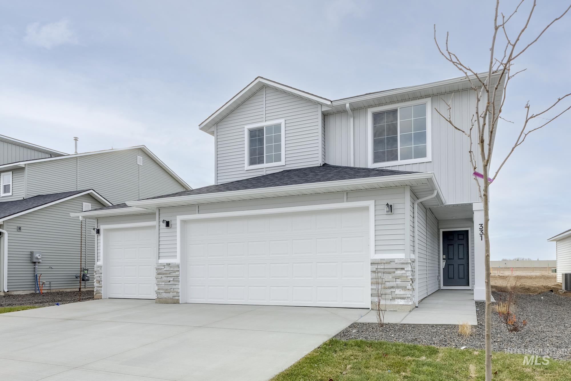 331 N Coltsfoot Ave, Kuna, Idaho 83634, 4 Bedrooms, 2.5 Bathrooms, Residential For Sale, Price $461,990,MLS 98968379