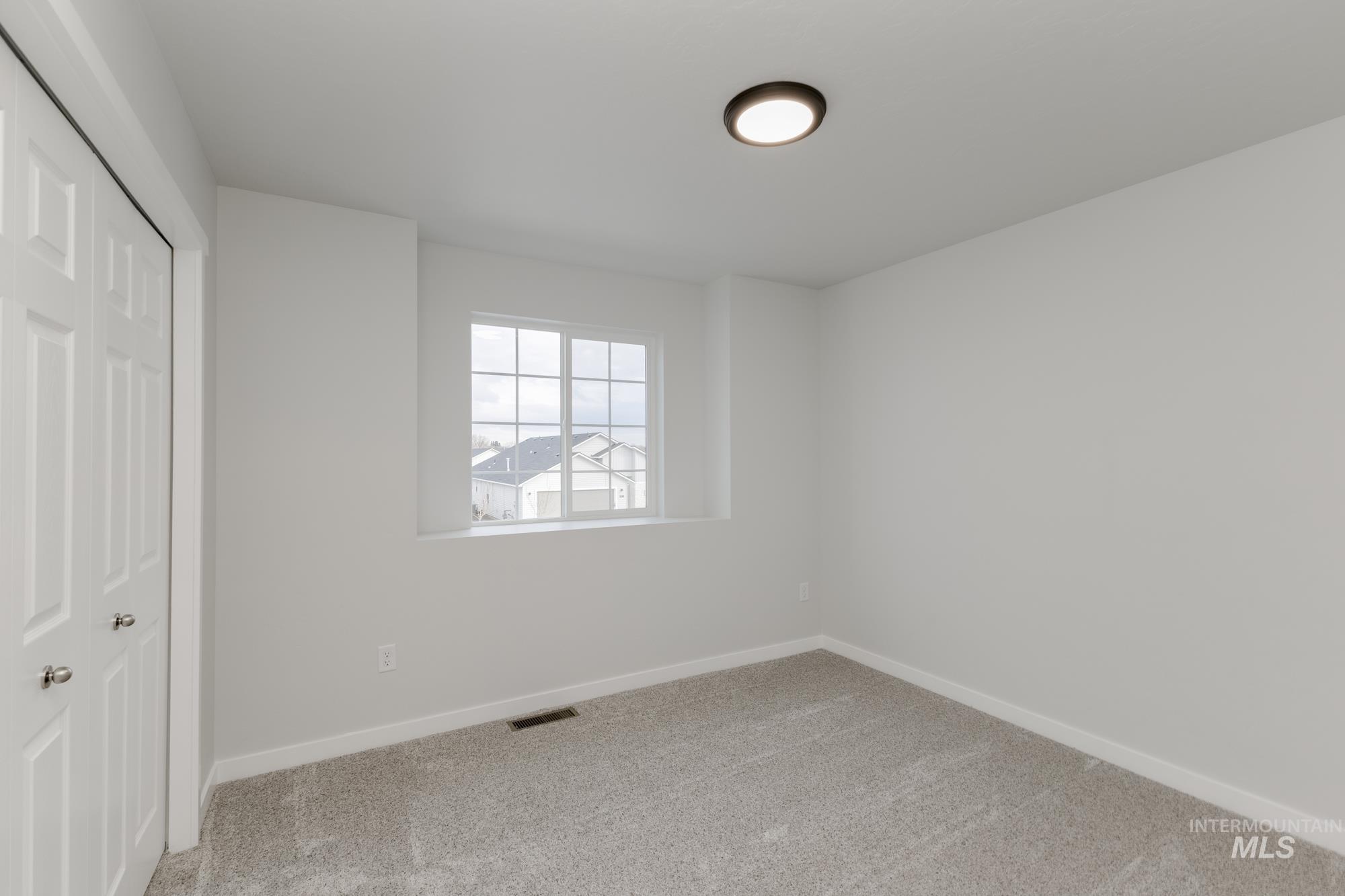 331 N Coltsfoot Ave, Kuna, Idaho 83634, 4 Bedrooms, 2.5 Bathrooms, Residential For Sale, Price $461,990,MLS 98968379