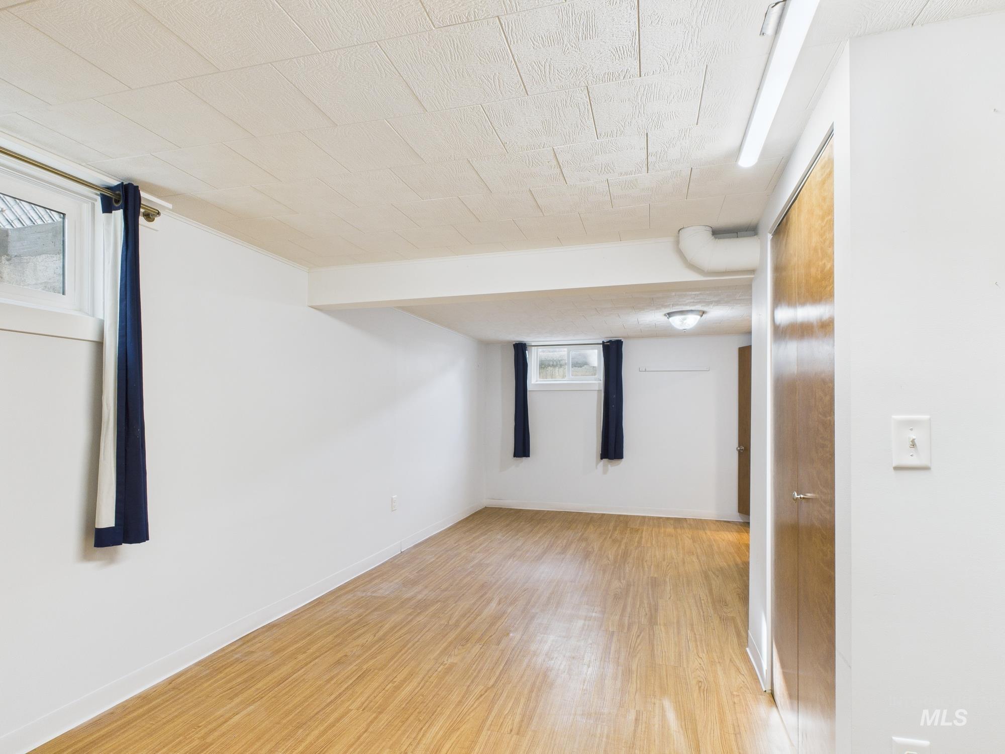 1518 16th Ave, Lewiston, Idaho 83501, 3 Bedrooms, 2 Bathrooms, Residential For Sale, Price $325,000, 98968380