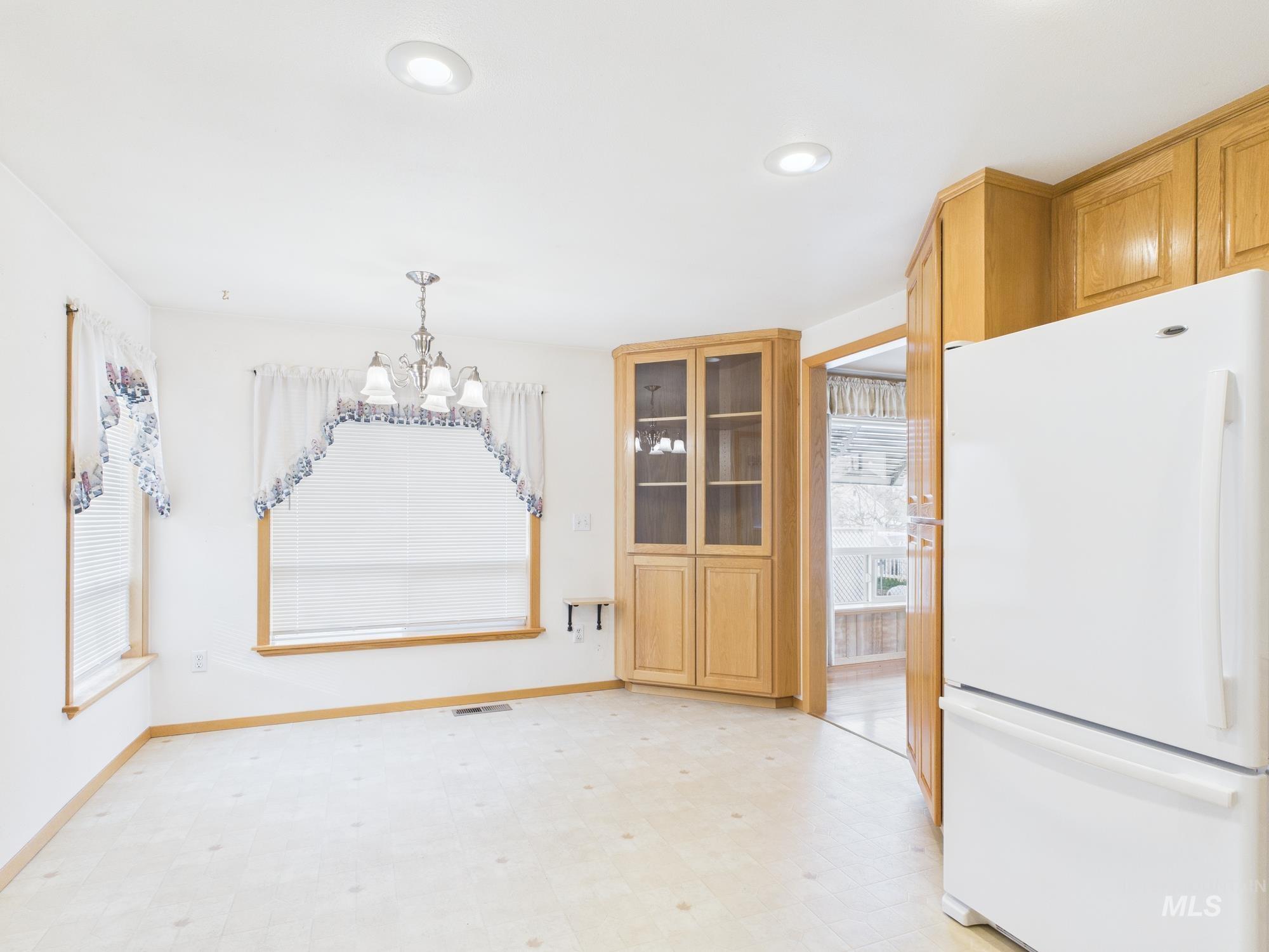 1518 16th Ave, Lewiston, Idaho 83501, 3 Bedrooms, 2 Bathrooms, Residential For Sale, Price $325,000, 98968380