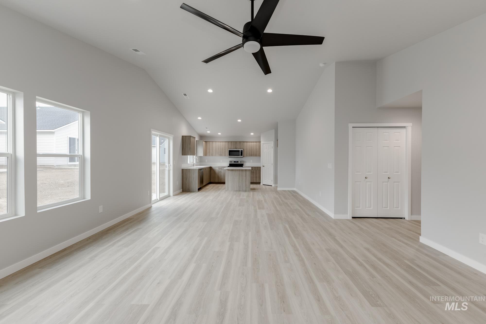 297 N Madrone Ave, Kuna, Idaho 83634, 4 Bedrooms, 2 Bathrooms, Residential For Sale, Price $440,990,MLS 98968381