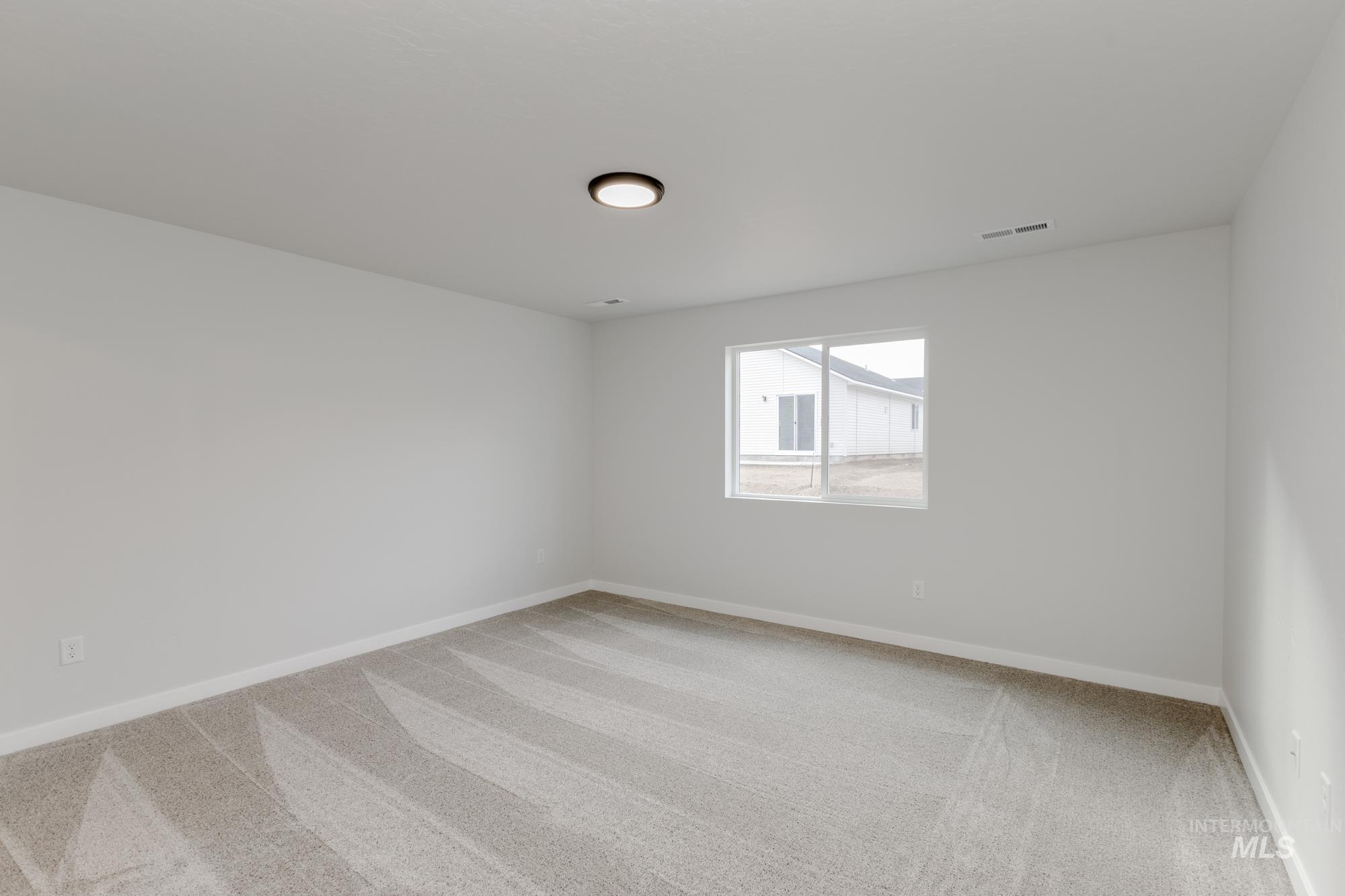 315 N Madrone Ave, Kuna, Idaho 83634, 3 Bedrooms, 2 Bathrooms, Residential For Sale, Price $404,990,MLS 98968382