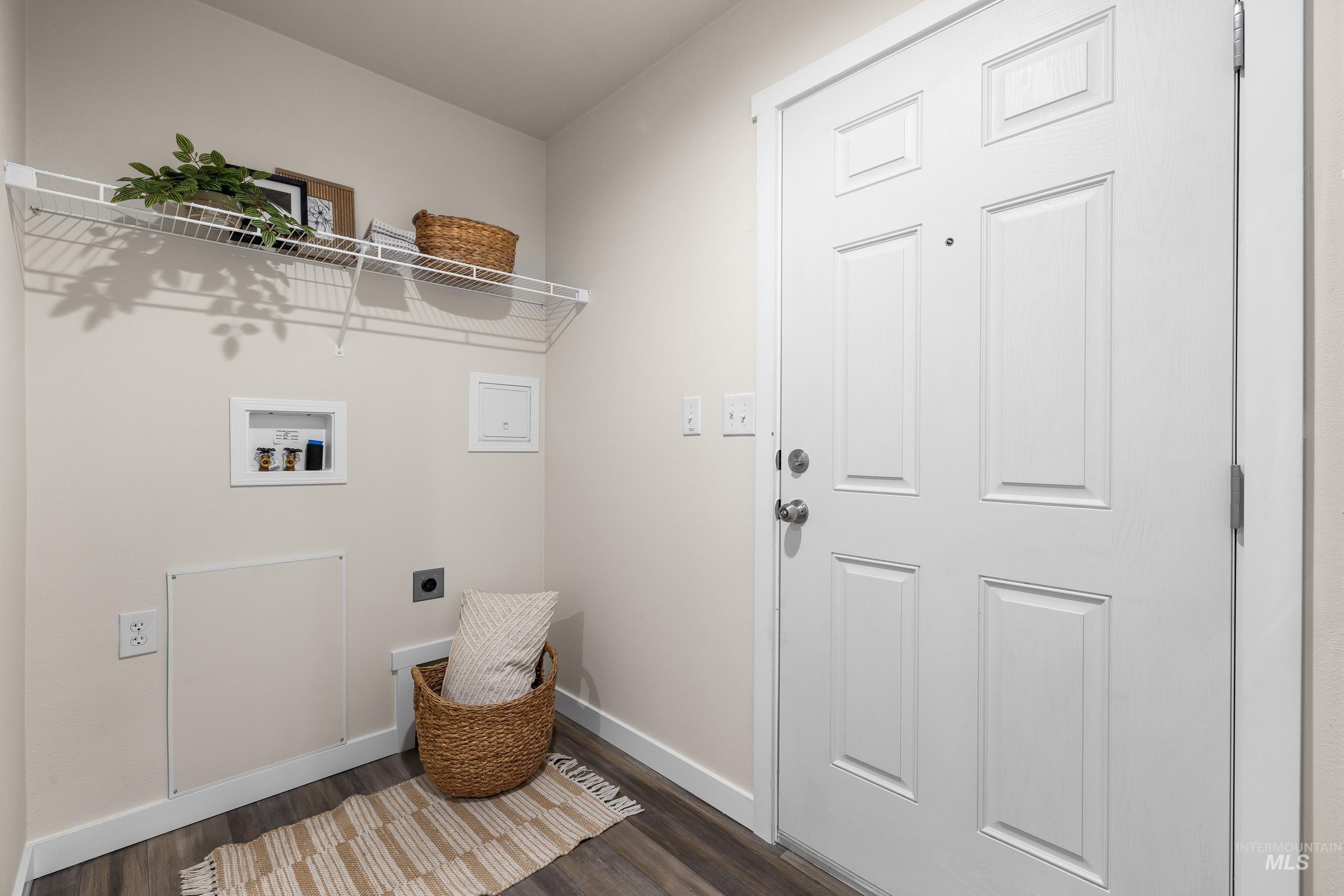 301 E 45th, Garden City, Idaho 83714, 3 Bedrooms, 2 Bathrooms, Residential For Sale, Price $175,000, 98968383