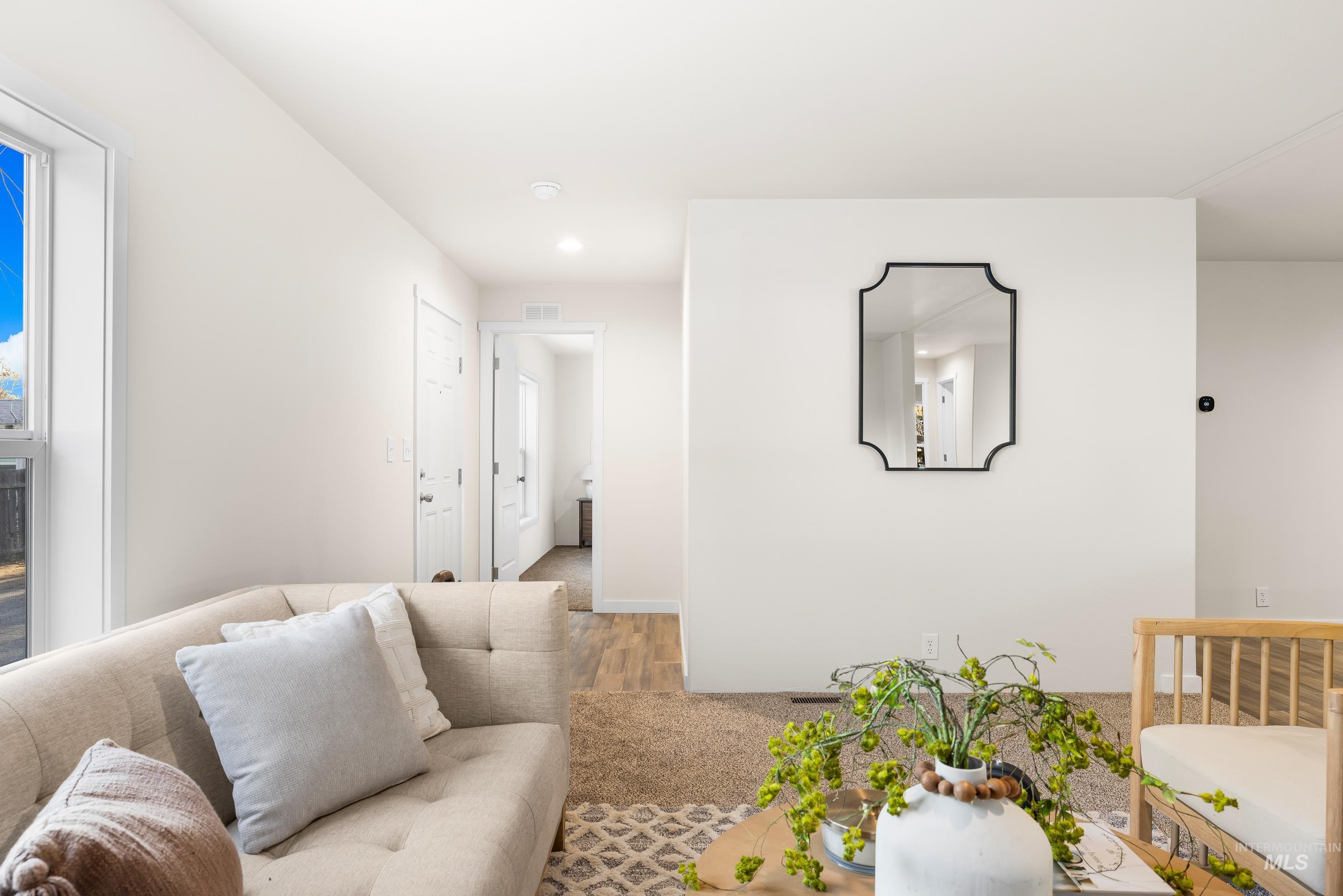 301 E 45th, Garden City, Idaho 83714, 3 Bedrooms, 2 Bathrooms, Residential For Sale, Price $175,000, 98968383