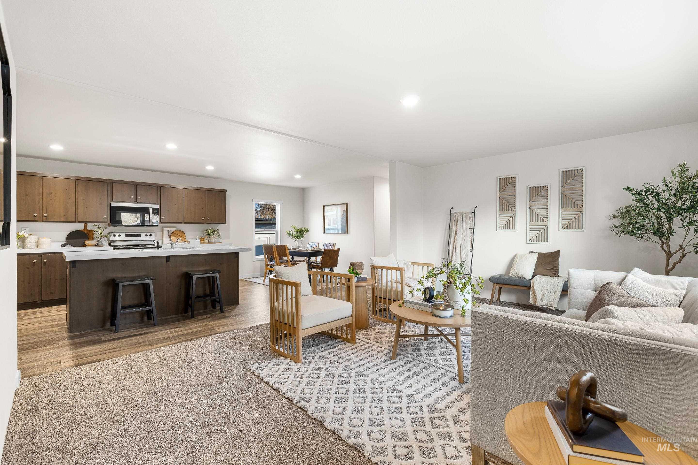 301 E 45th, Garden City, Idaho 83714, 3 Bedrooms, 2 Bathrooms, Residential For Sale, Price $175,000, 98968383