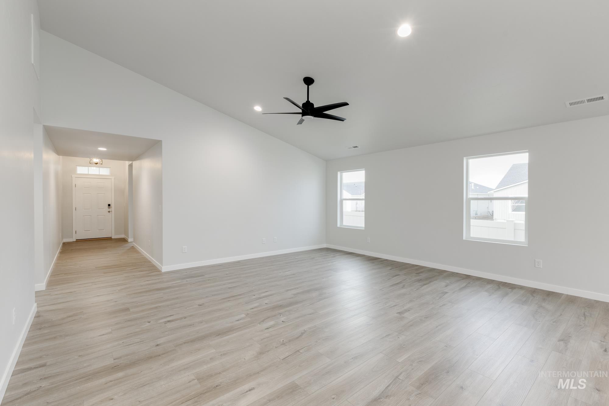 350 N Coltsfoot Ave, Kuna, Idaho 83634, 4 Bedrooms, 2 Bathrooms, Residential For Sale, Price $430,990,MLS 98968384