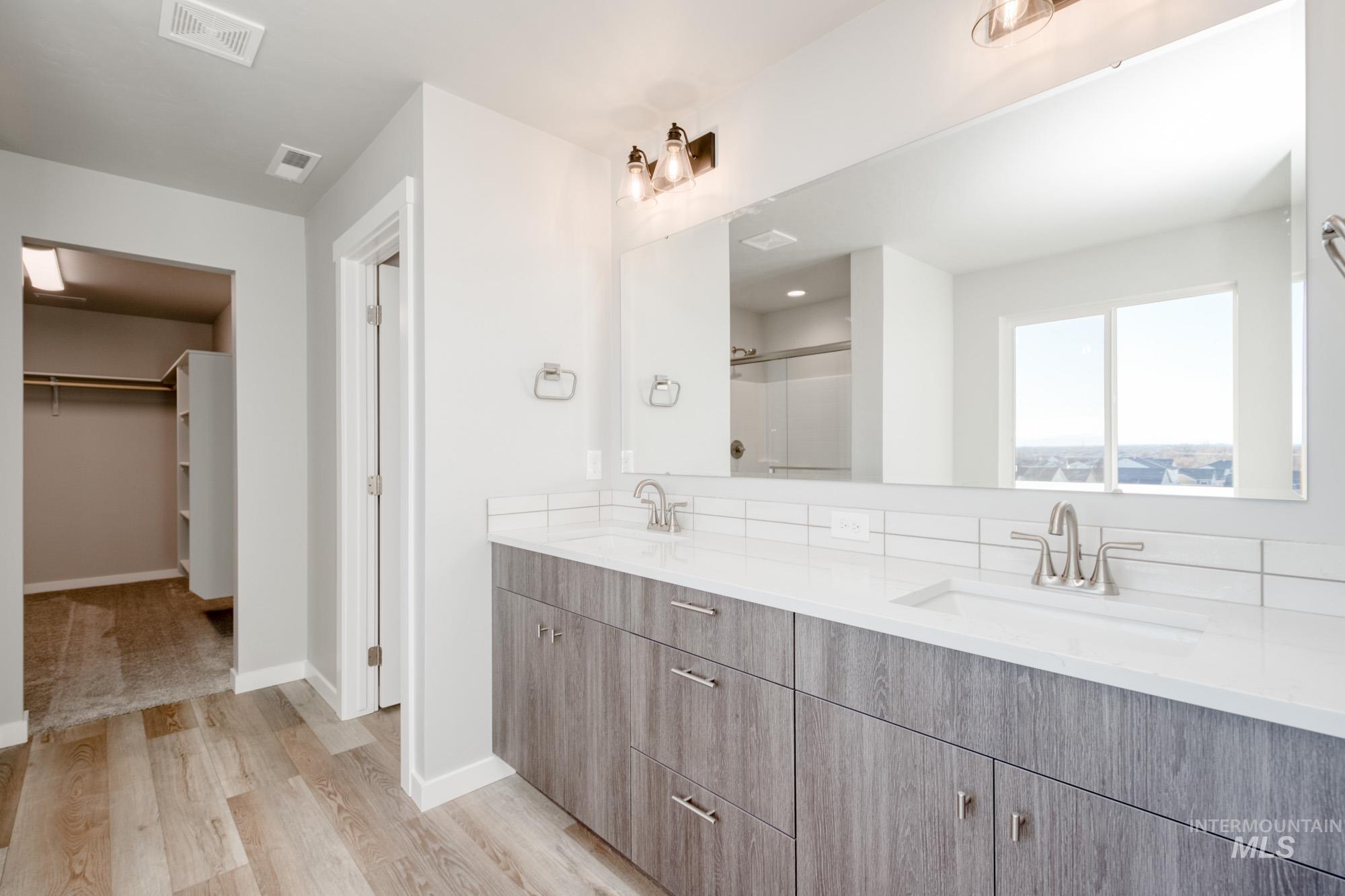 6652 S Warm Lake Ave, Meridian, Idaho 83642, 4 Bedrooms, 2.5 Bathrooms, Residential For Sale, Price $509,990,MLS 98968386