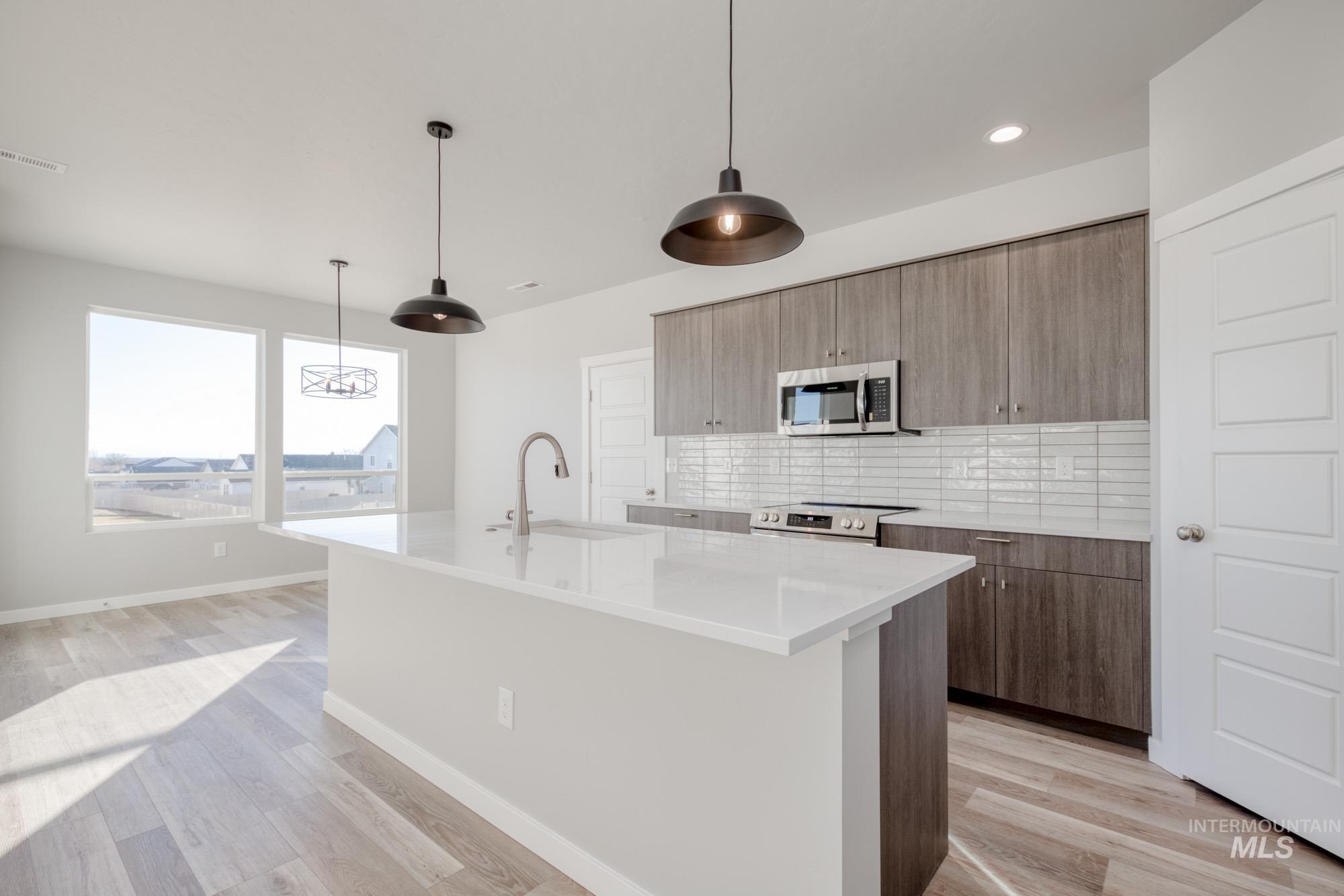 6652 S Warm Lake Ave, Meridian, Idaho 83642, 4 Bedrooms, 2.5 Bathrooms, Residential For Sale, Price $509,990,MLS 98968386