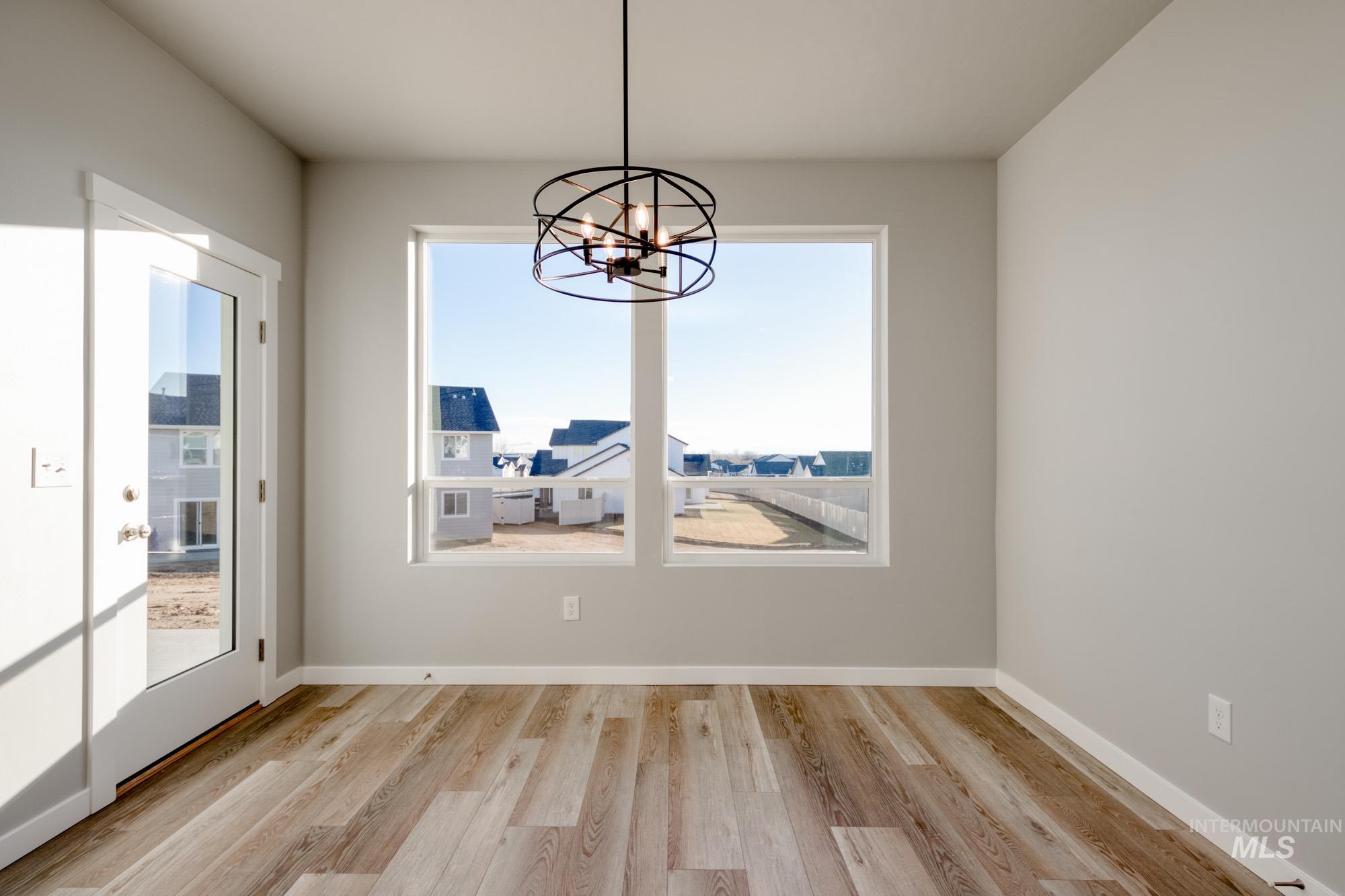 6652 S Warm Lake Ave, Meridian, Idaho 83642, 4 Bedrooms, 2.5 Bathrooms, Residential For Sale, Price $509,990,MLS 98968386