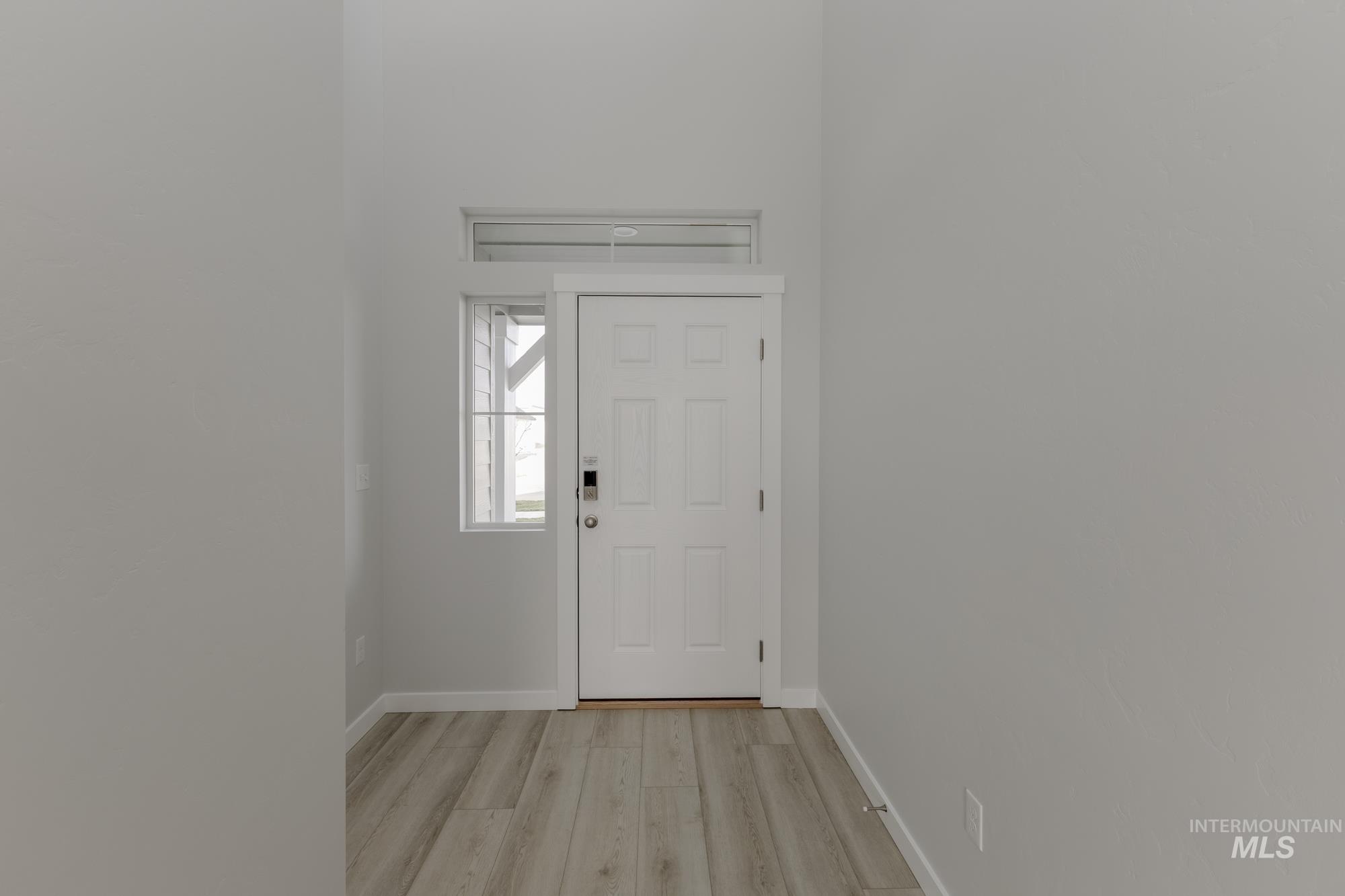 1167 W Cub River Dr, Meridian, Idaho 83642, 5 Bedrooms, 2.5 Bathrooms, Residential For Sale, Price $640,990,MLS 98968387