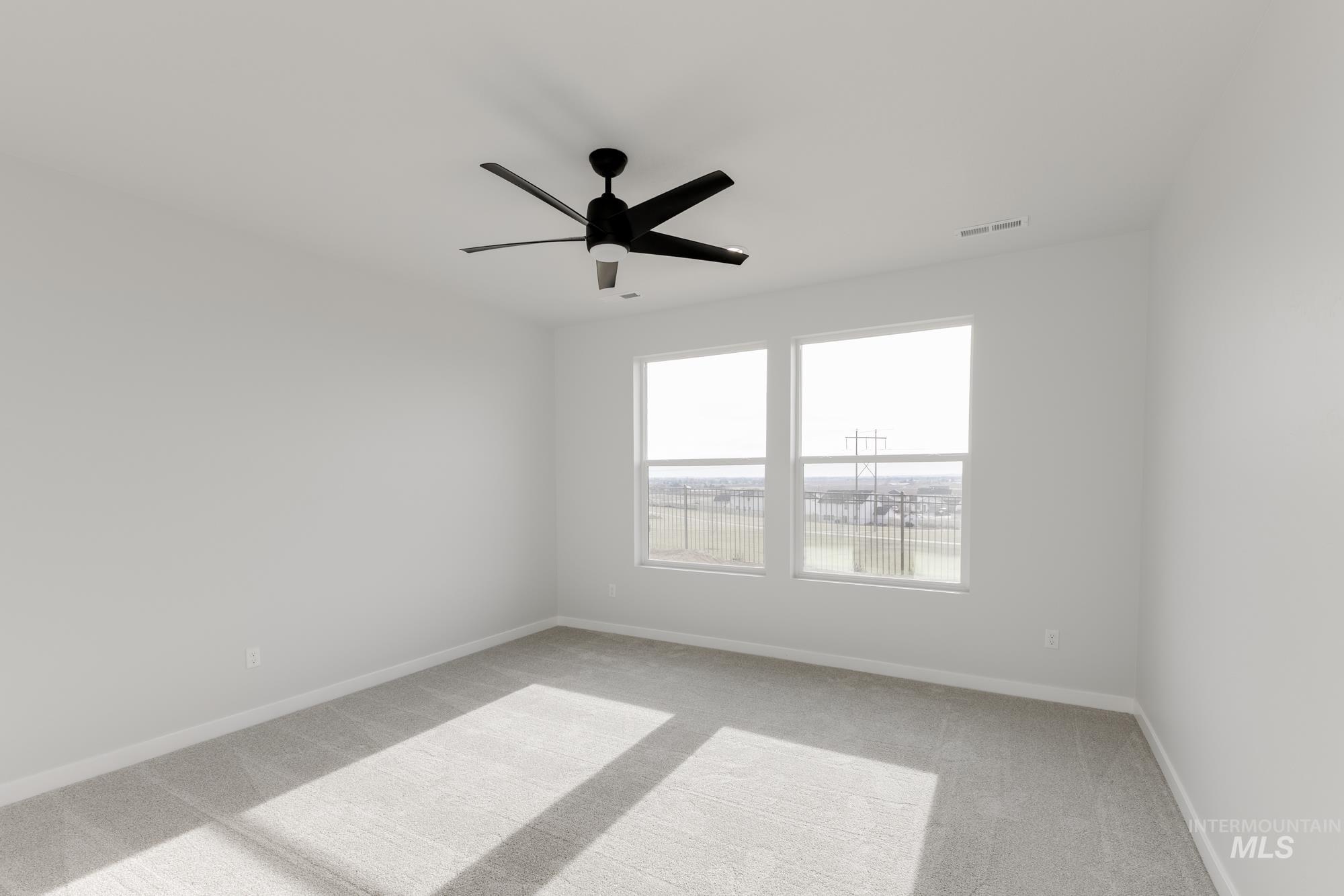 1167 W Cub River Dr, Meridian, Idaho 83642, 5 Bedrooms, 2.5 Bathrooms, Residential For Sale, Price $640,990,MLS 98968387