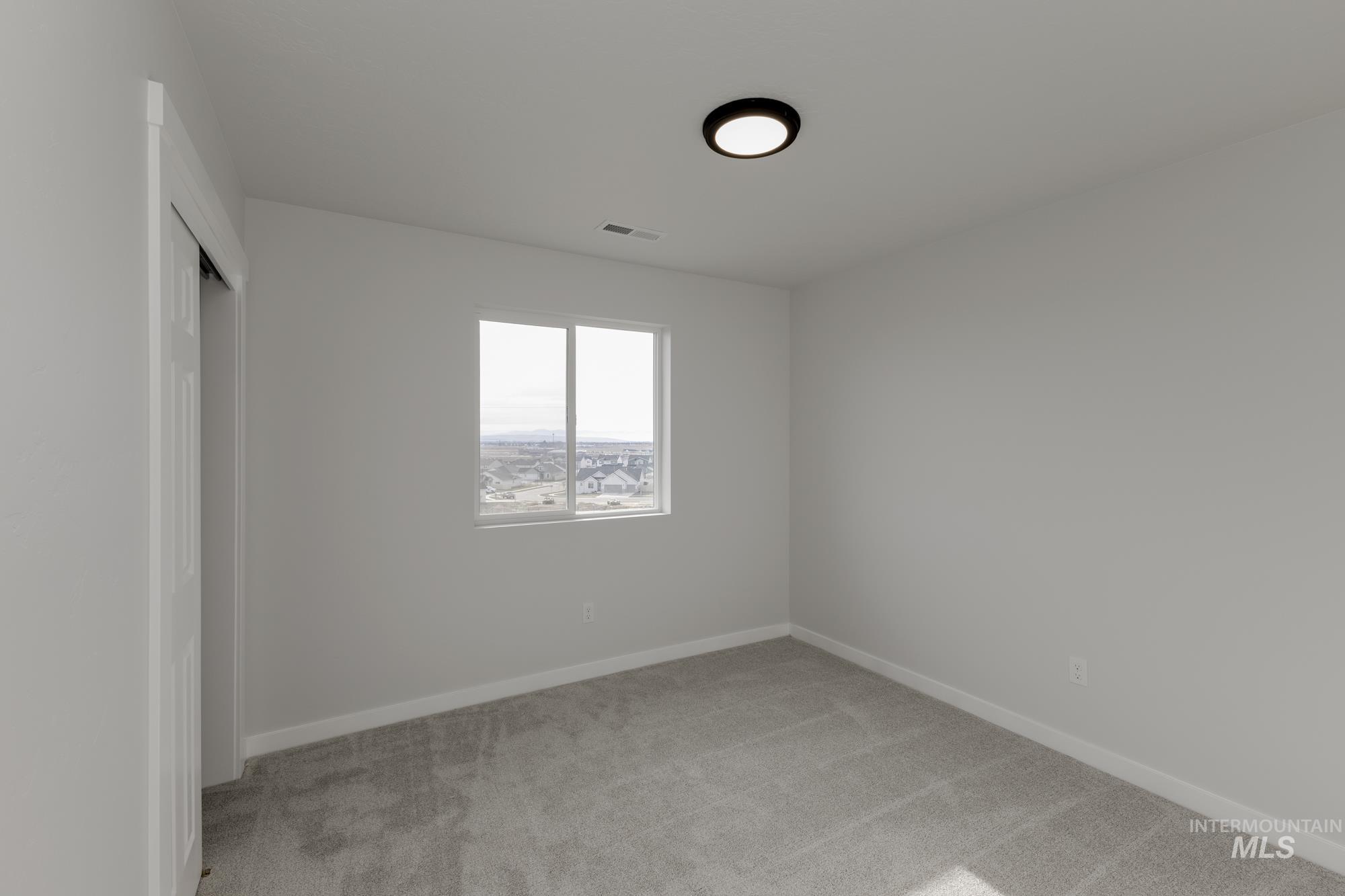 1167 W Cub River Dr, Meridian, Idaho 83642, 5 Bedrooms, 2.5 Bathrooms, Residential For Sale, Price $640,990,MLS 98968387