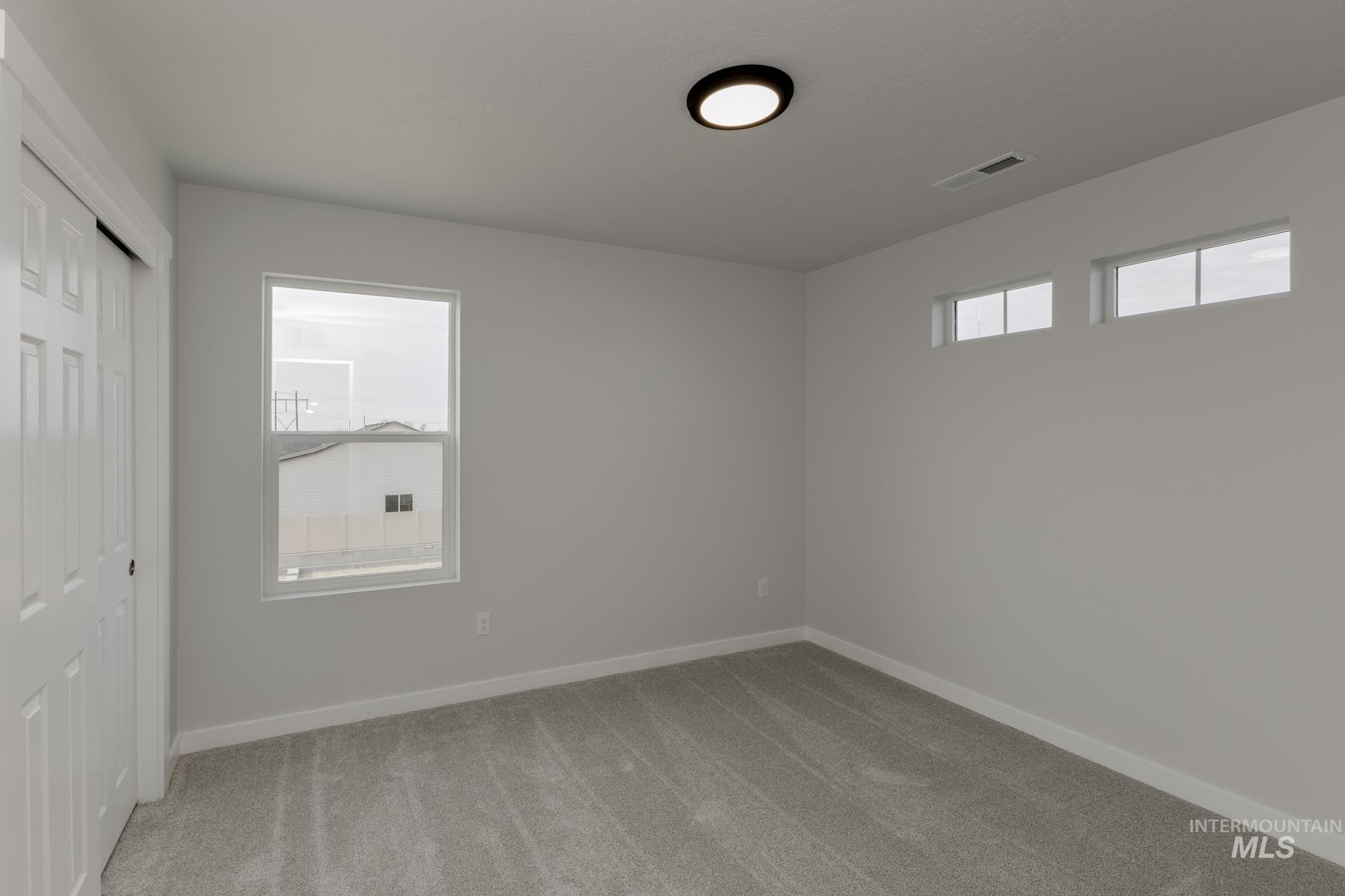 1167 W Cub River Dr, Meridian, Idaho 83642, 5 Bedrooms, 2.5 Bathrooms, Residential For Sale, Price $640,990,MLS 98968387