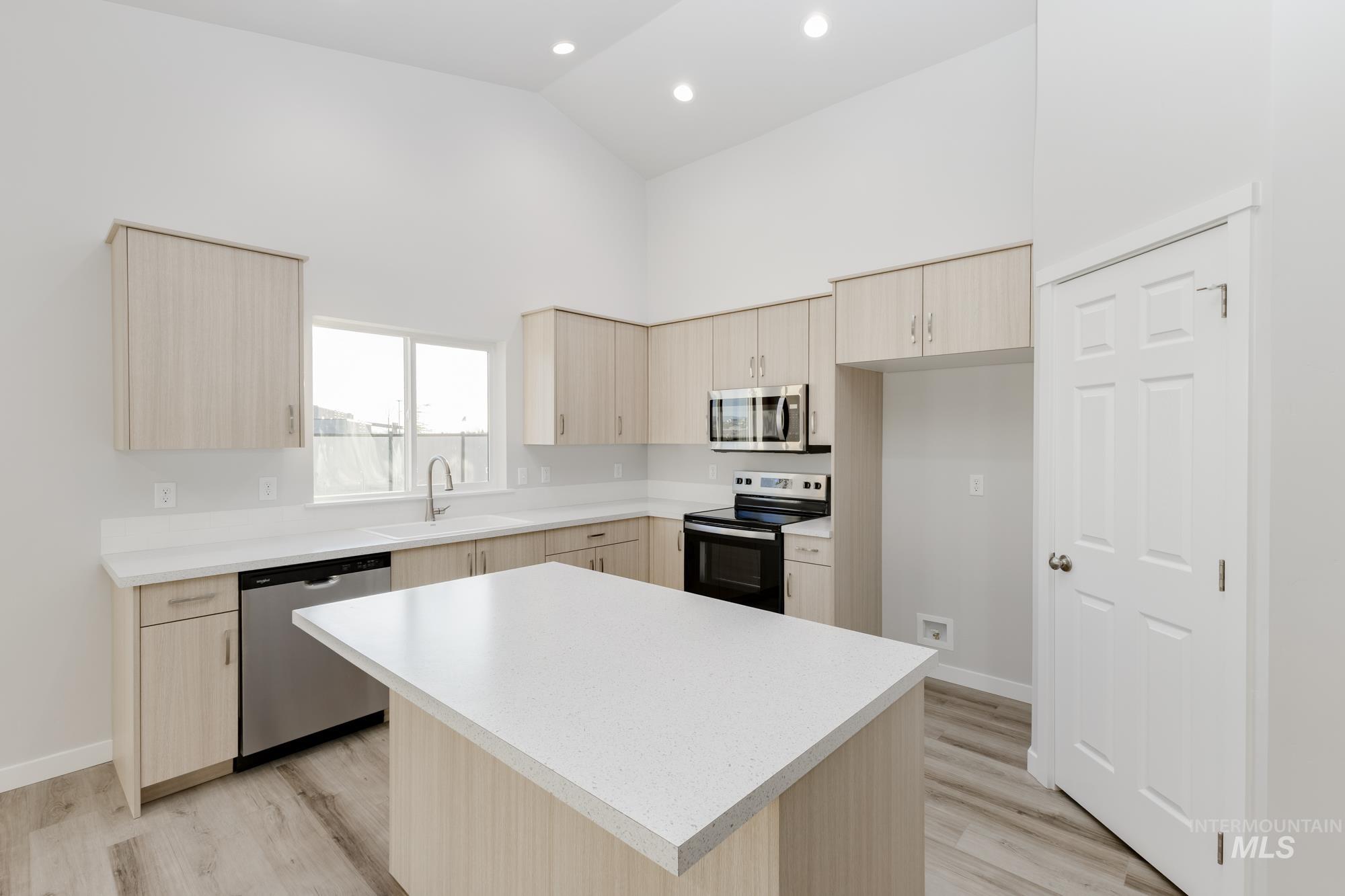 7354 S Menzingers Ave, Meridian, Idaho 83642, 4 Bedrooms, 2 Bathrooms, Residential For Sale, Price $441,990,MLS 98968390