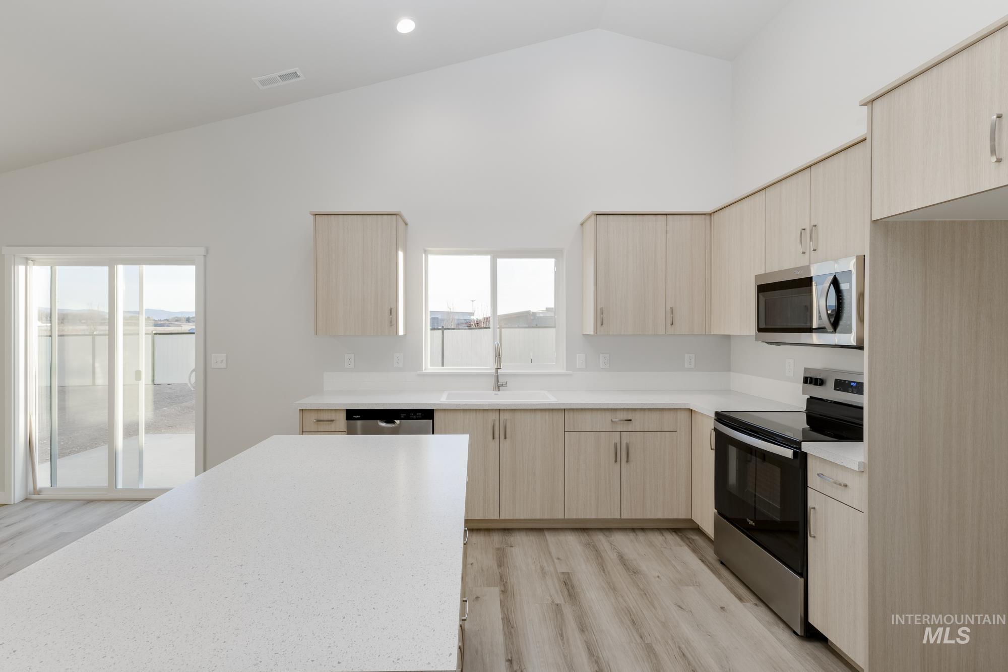 7354 S Menzingers Ave, Meridian, Idaho 83642, 4 Bedrooms, 2 Bathrooms, Residential For Sale, Price $441,990,MLS 98968390