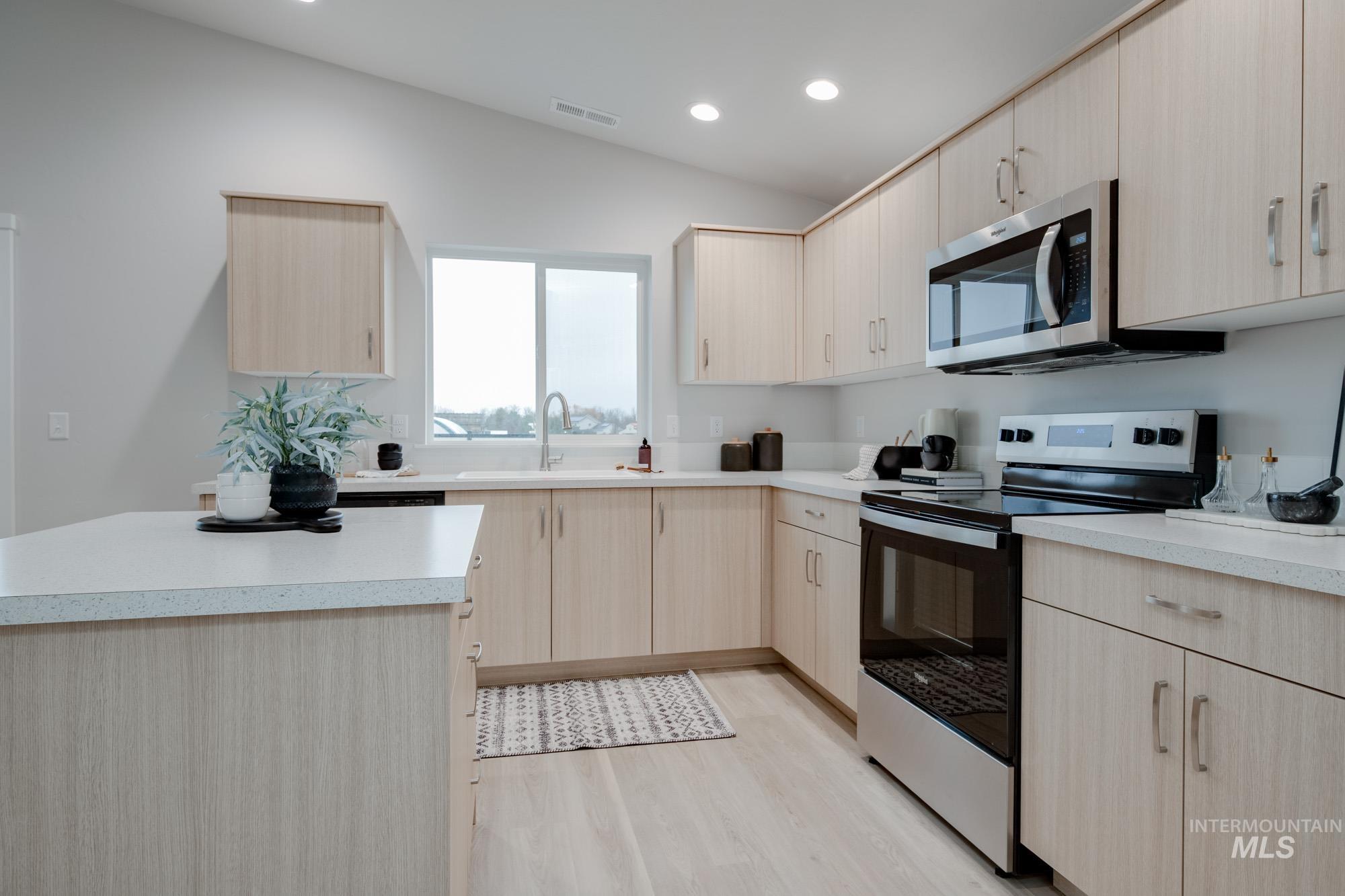 1776 W Unforgettable St, Meridian, Idaho 83642, 4 Bedrooms, 2 Bathrooms, Residential For Sale, Price $450,990, 98968391